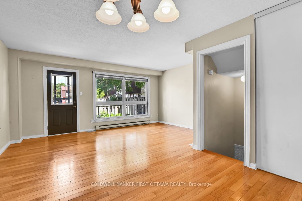 86f Seyton Drive Property Photo 11