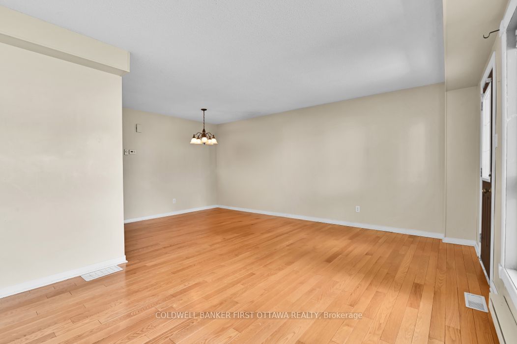86f Seyton Drive Property Photo 13