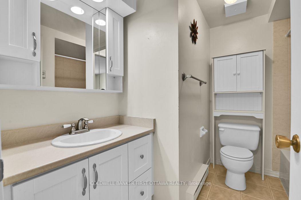 86f Seyton Drive Property Photo 18