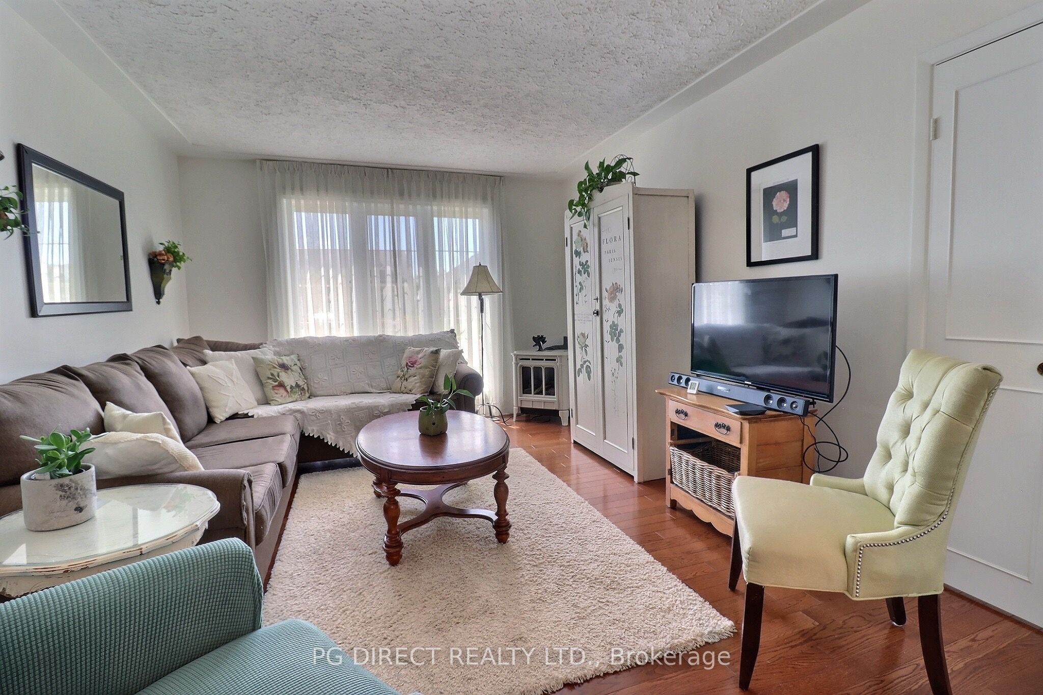188 Byron Avenue Property Photo 3