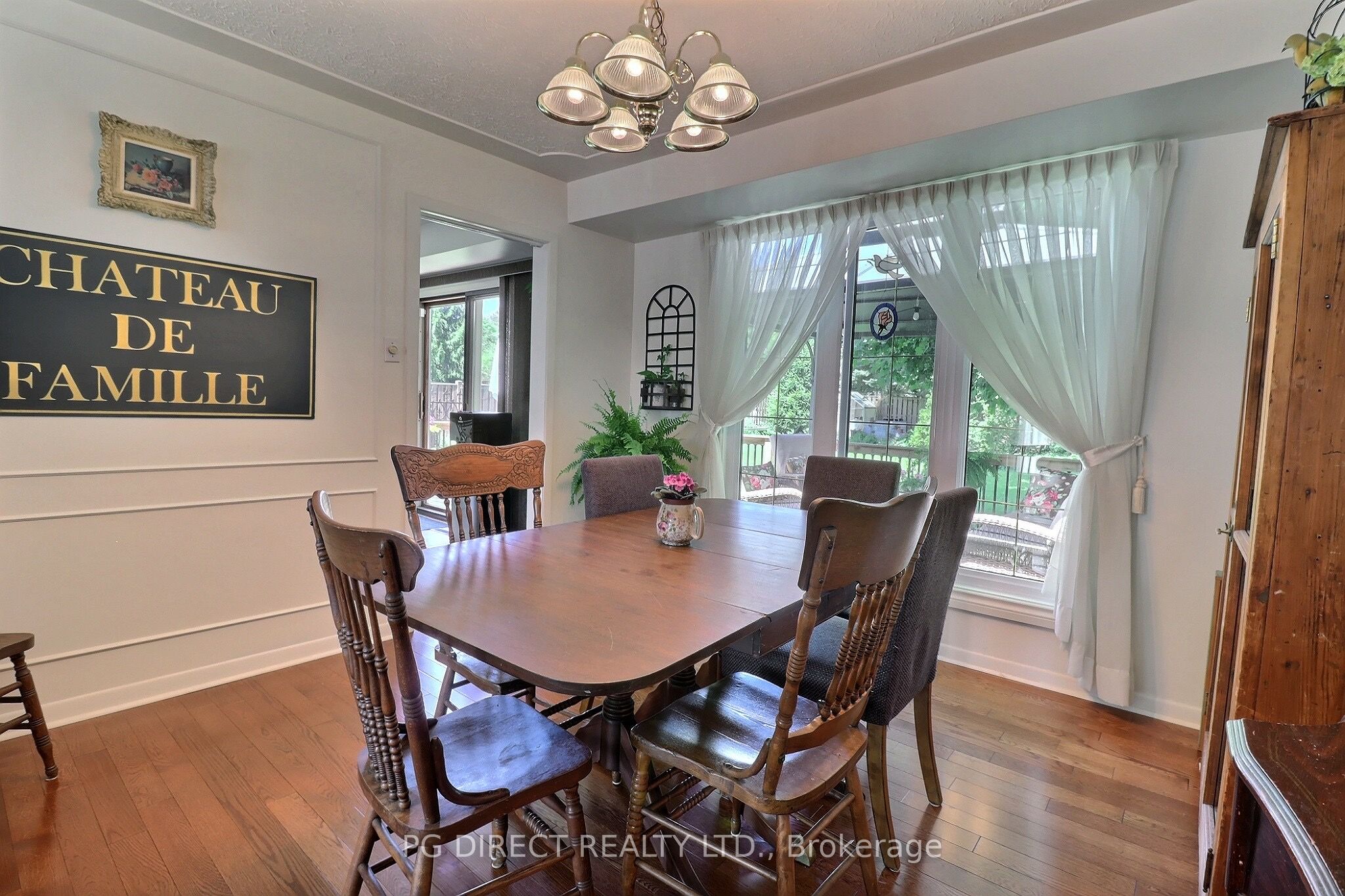 188 Byron Avenue Property Photo 4