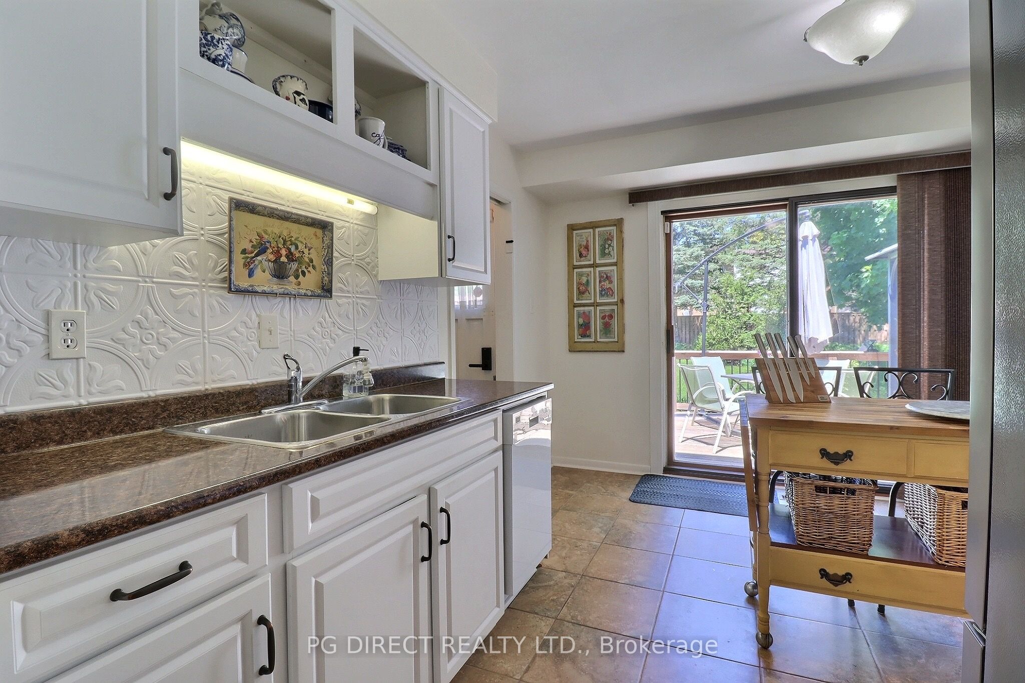 188 Byron Avenue Property Photo 6