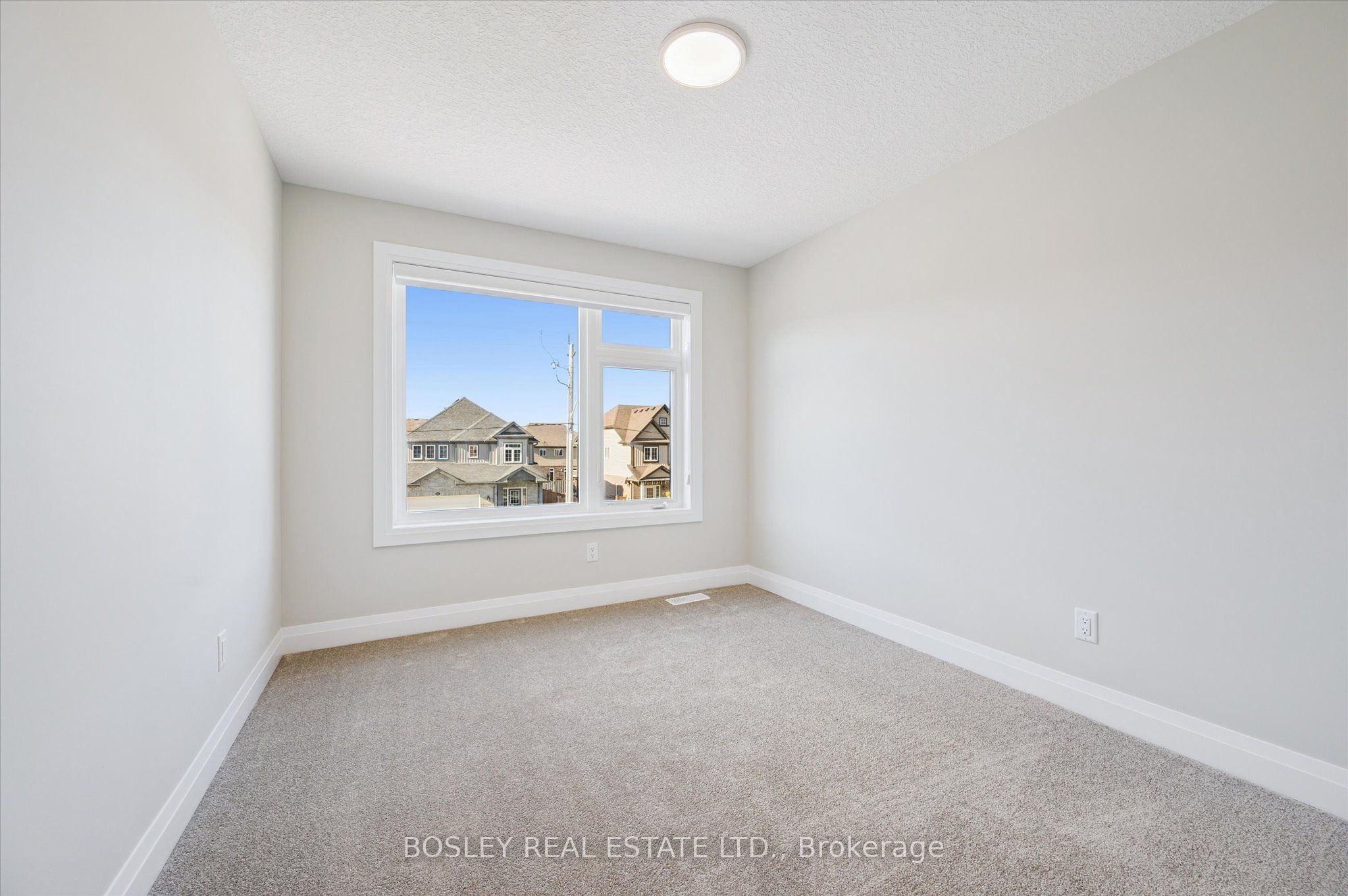 111 Catherine Street Property Photo 17
