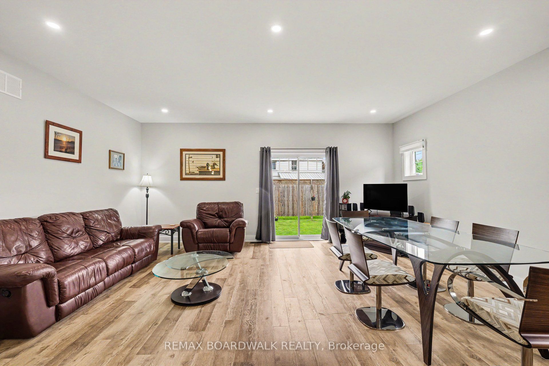 58 Adelaide Street Property Photo 10
