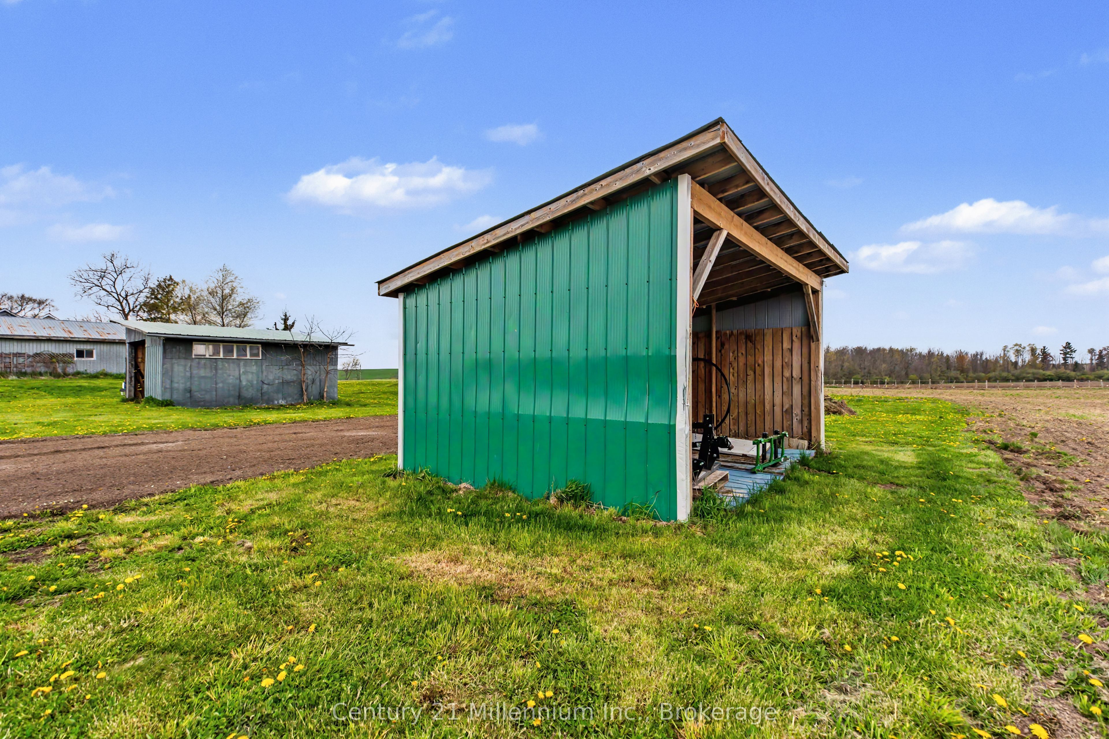 4758 Bruce 3 Road Property Photo 45