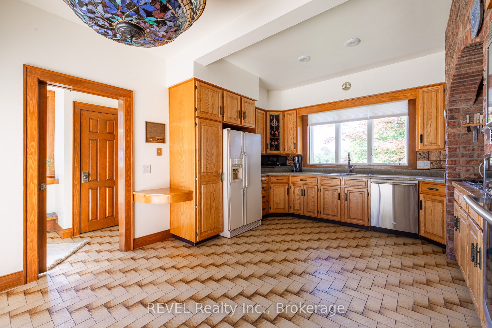 458 Chippawa Road Property Photo 13