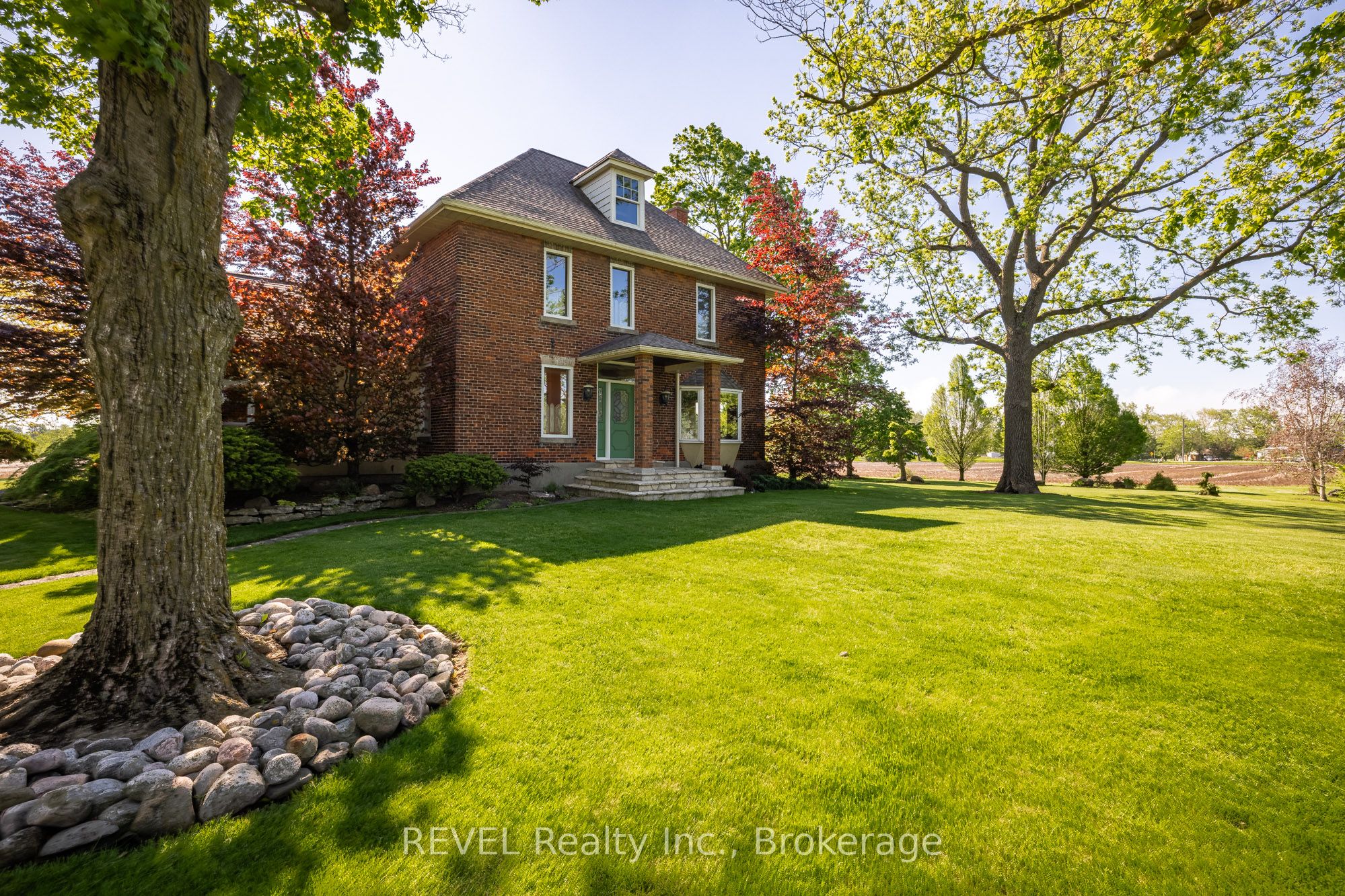 458 Chippawa Road Property Photo 28