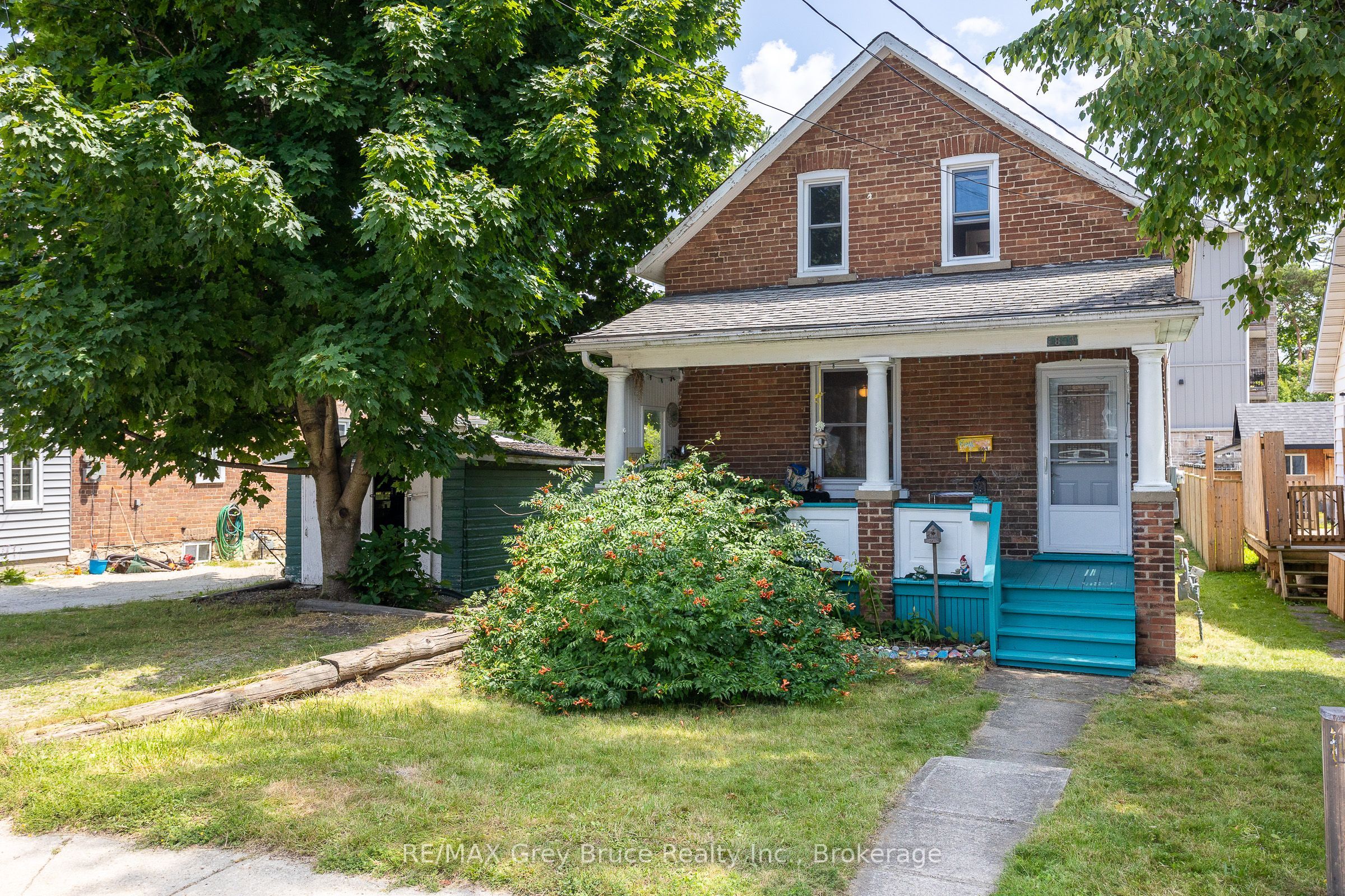 1809 3rd Avenue W Property Photo 1