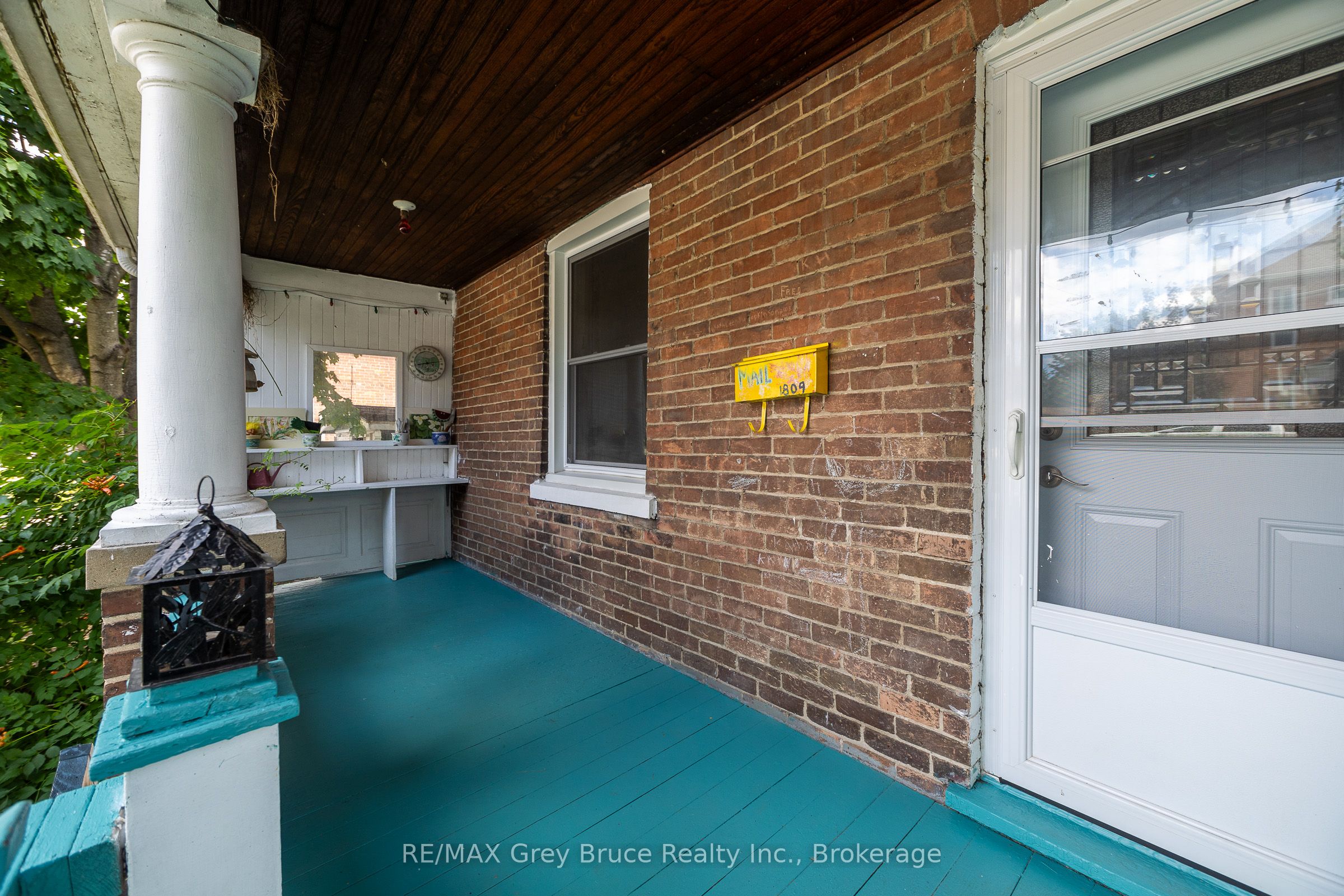 1809 3rd Avenue W Property Photo 2