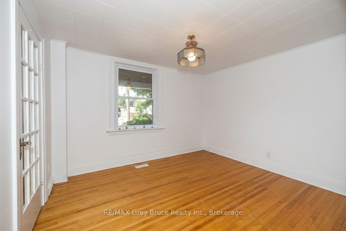 1809 3rd Avenue W Property Photo 6