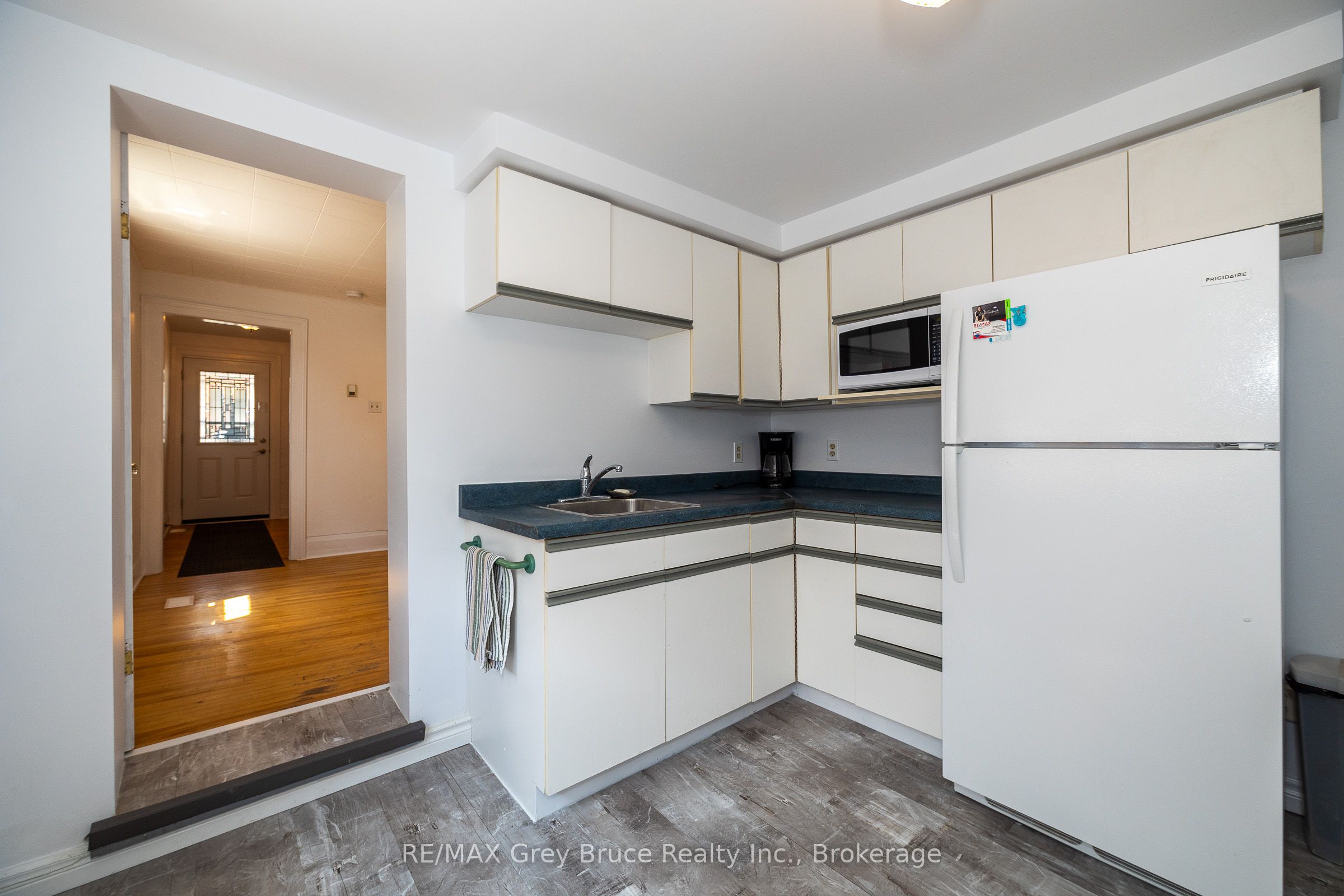 1809 3rd Avenue W Property Photo 8