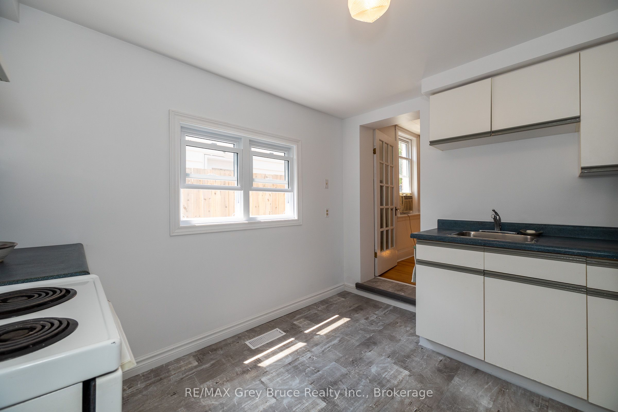 1809 3rd Avenue W Property Photo 9