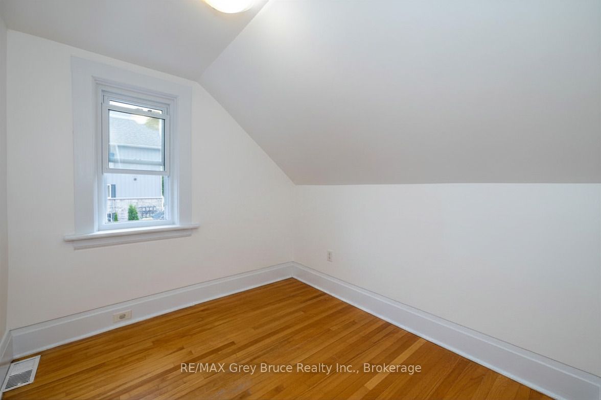 1809 3rd Avenue W Property Photo 16