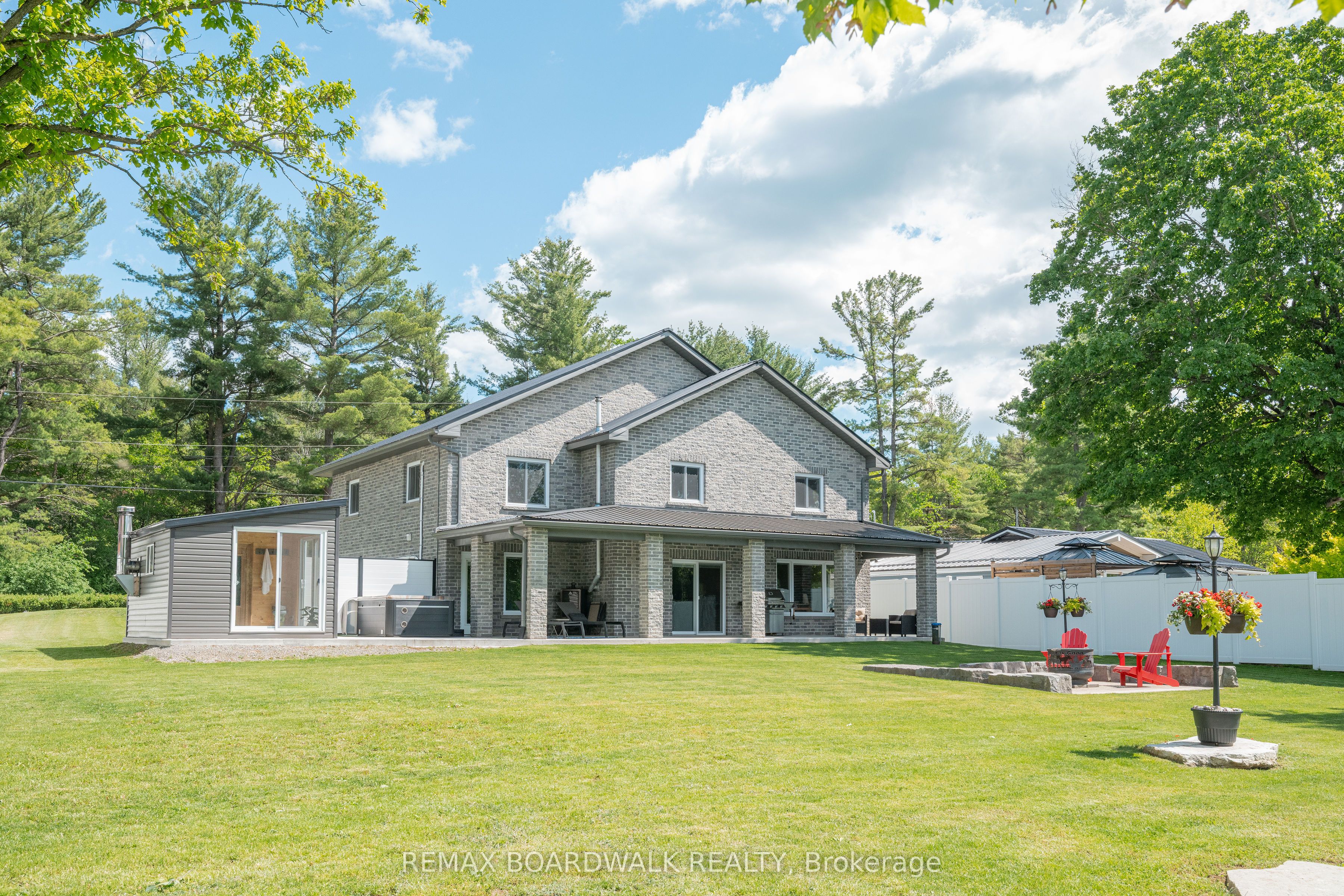 50 Kerry Forest Drive Property Photo 10