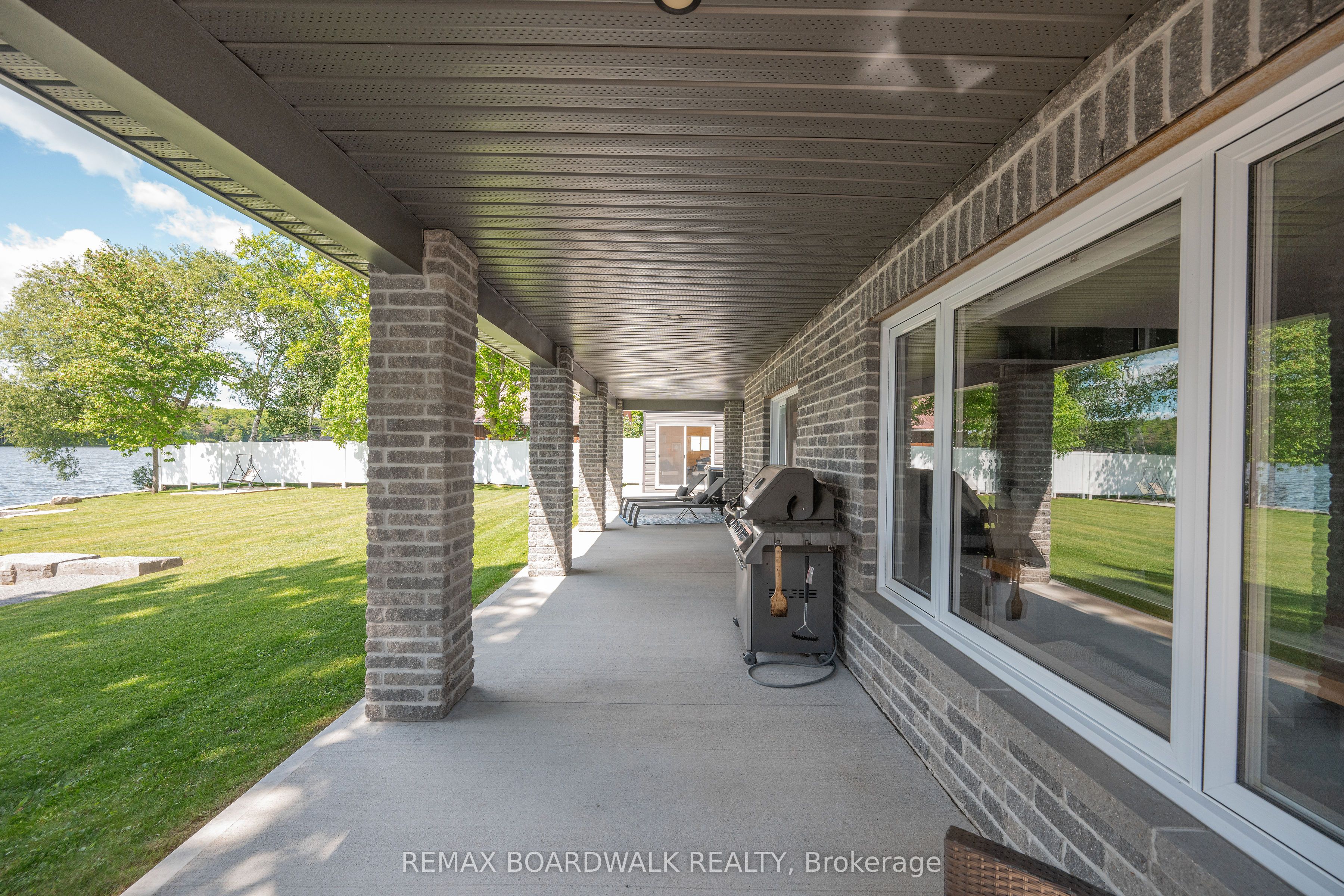 50 Kerry Forest Drive Property Photo 15