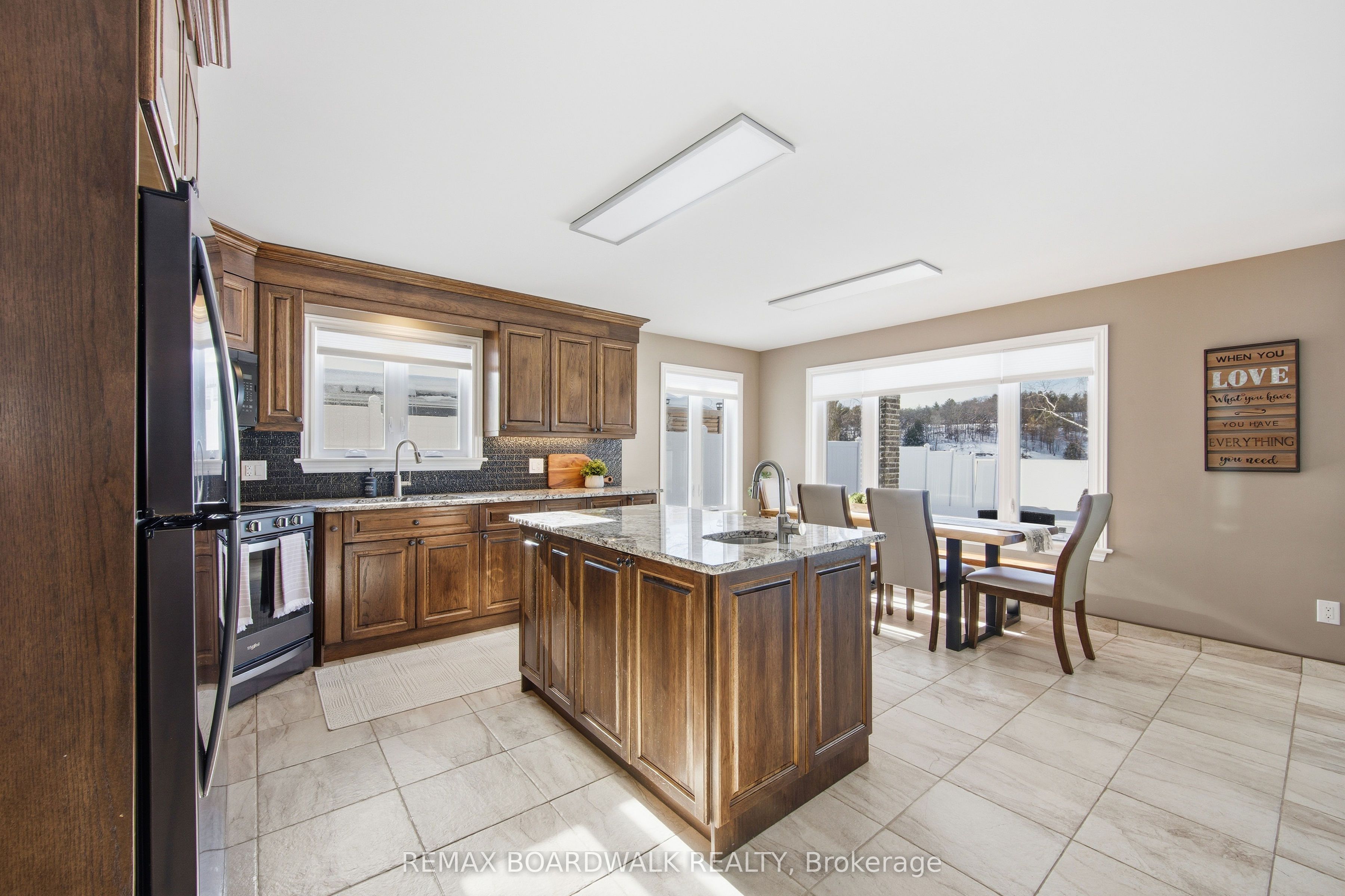 50 Kerry Forest Drive Property Photo 31