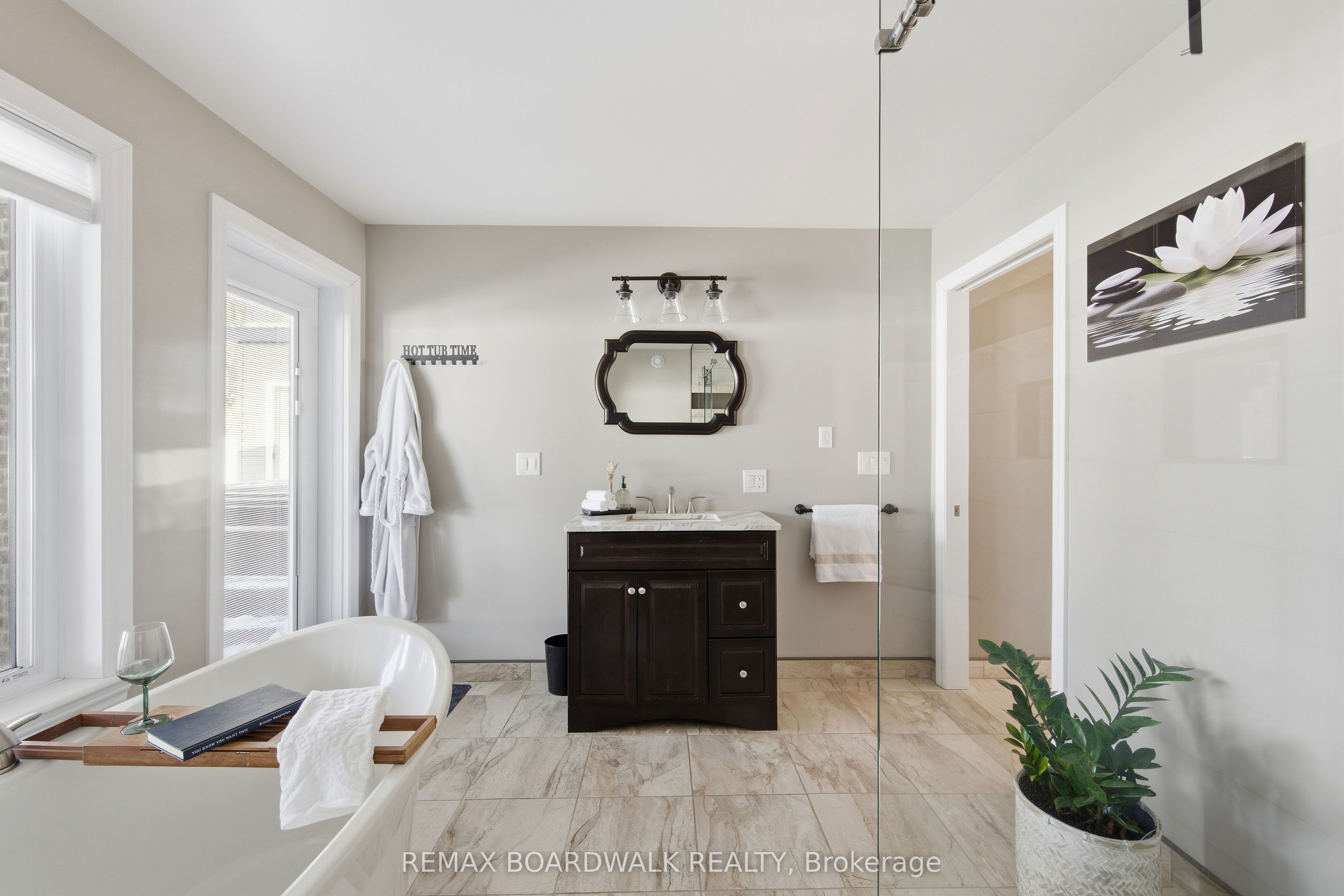 50 Kerry Forest Drive Property Photo 39
