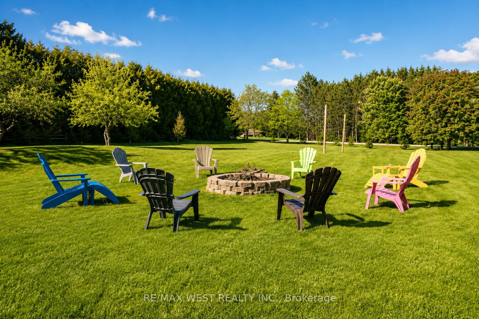 23 Mckibbon Avenue Property Photo 6