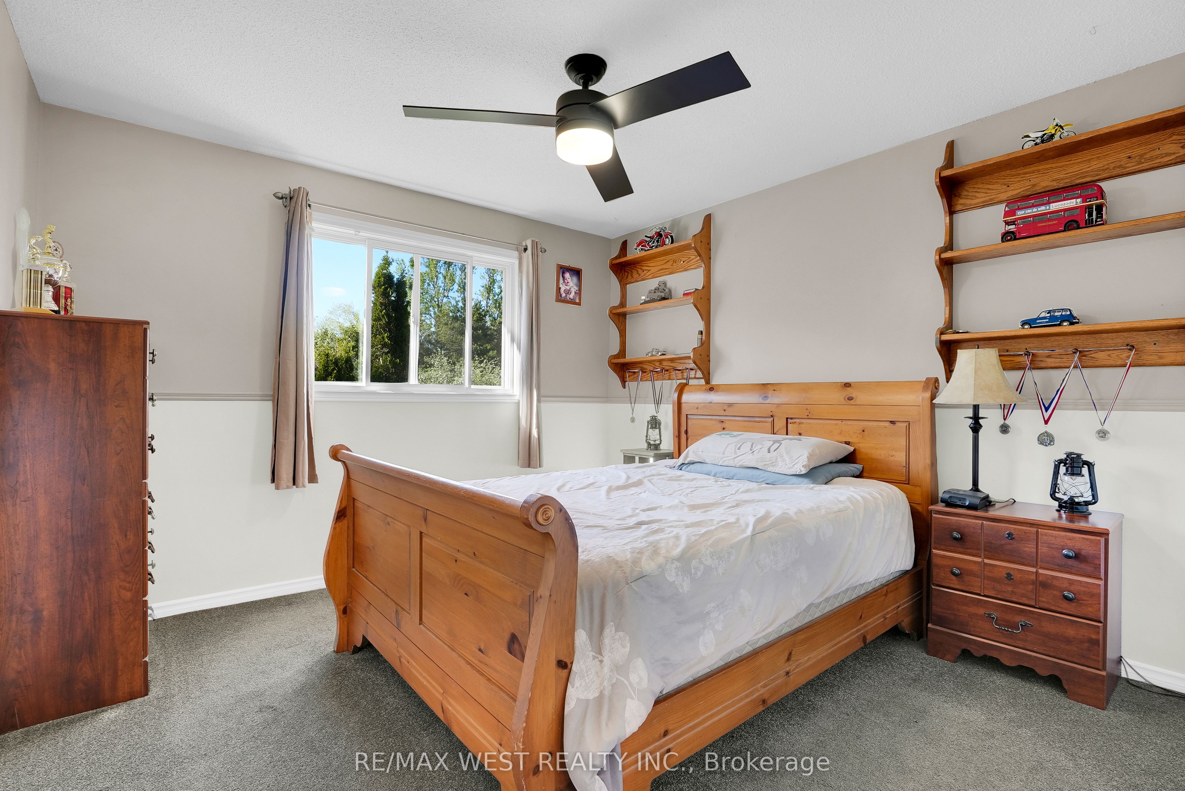 23 Mckibbon Avenue Property Photo 11