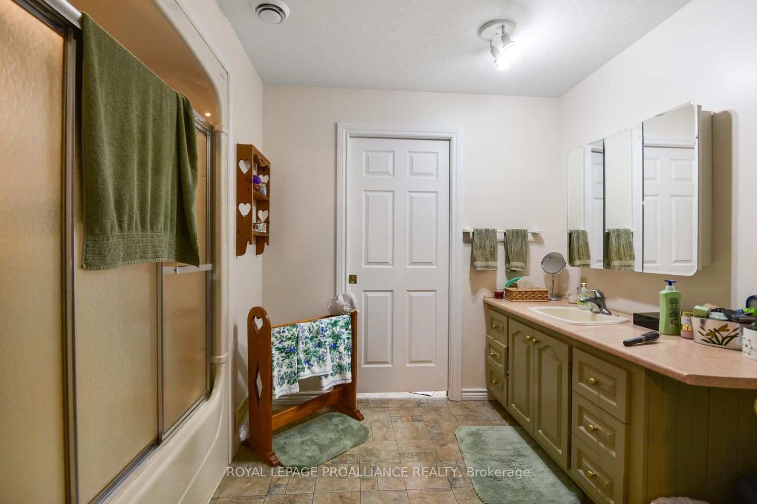 2111 County Road 2 Road E Property Photo 21