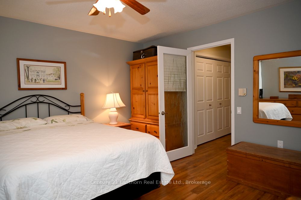 18 Cretney Drive S Property Photo 17