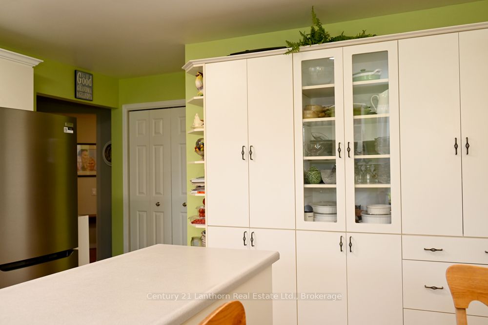 18 Cretney Drive S Property Photo 29