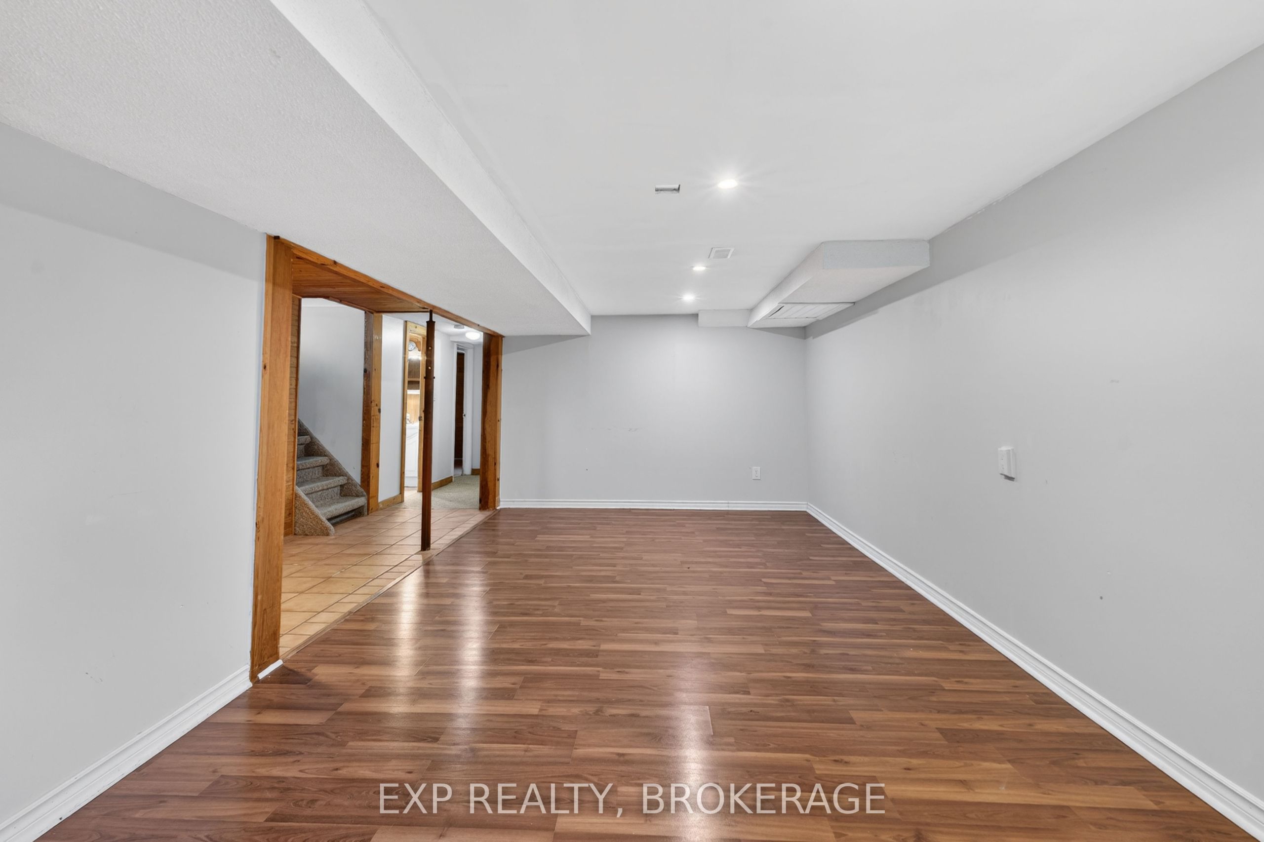 340 Palace Road Property Photo 18