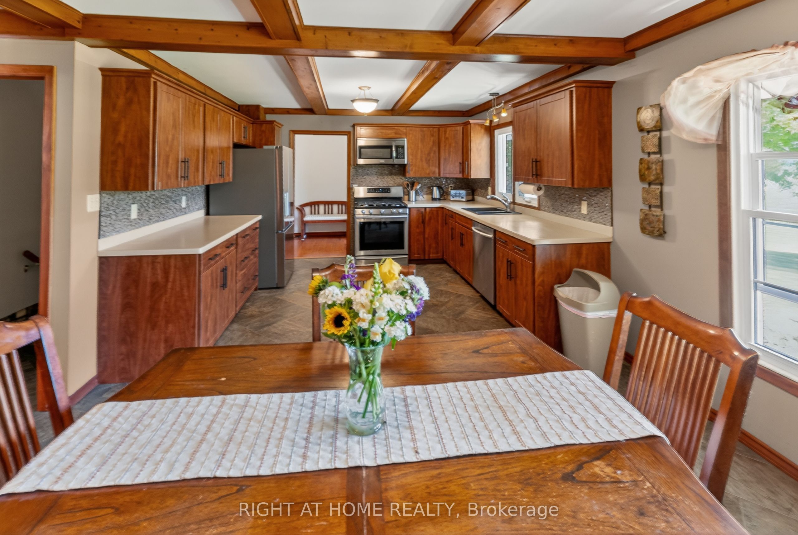 35868 Fingal Line Property Photo 13