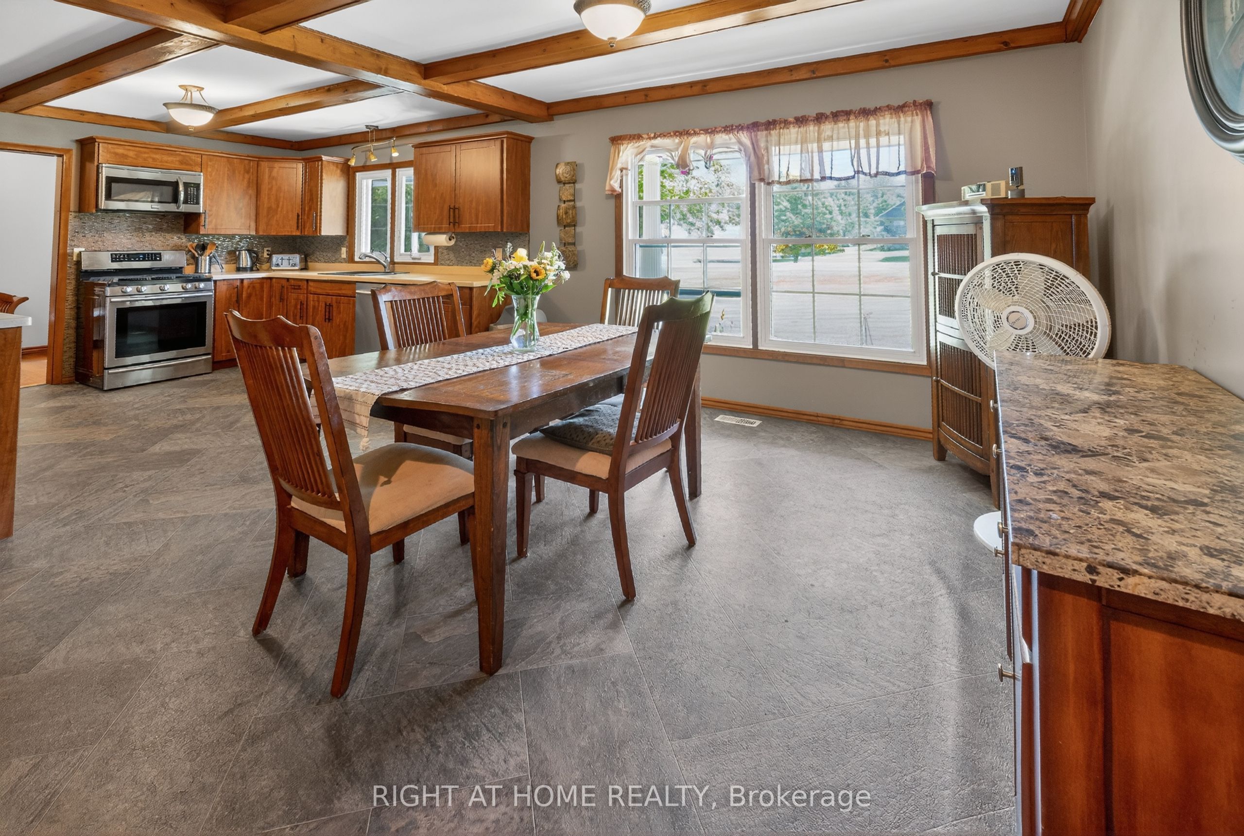 35868 Fingal Line Property Photo 14