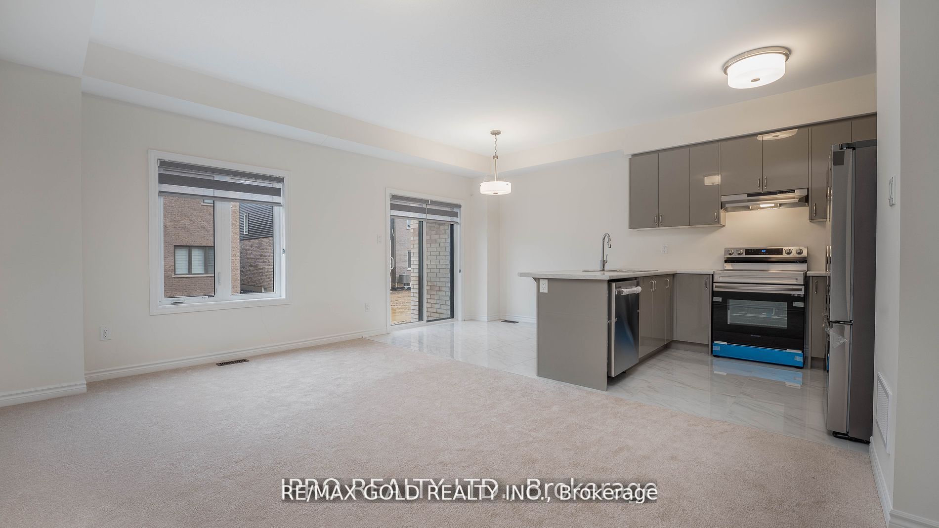 30 Bowery Road Property Photo 5