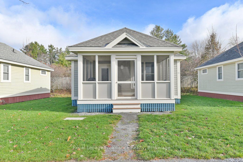 48 Meadow View Lane Property Photo 2