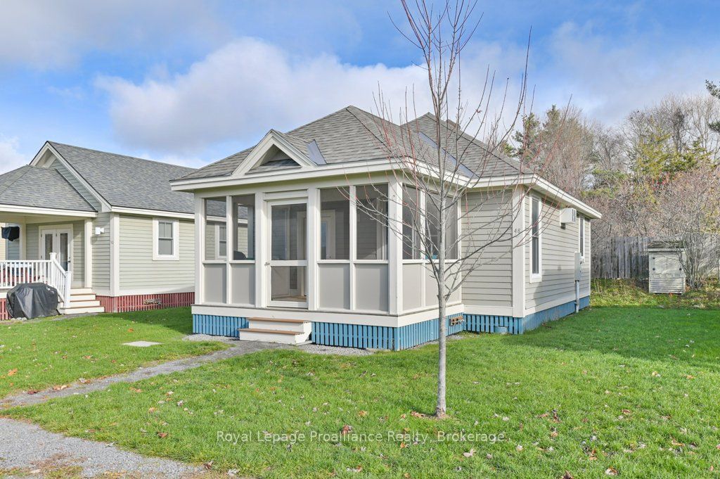 48 Meadow View Lane Property Photo 3