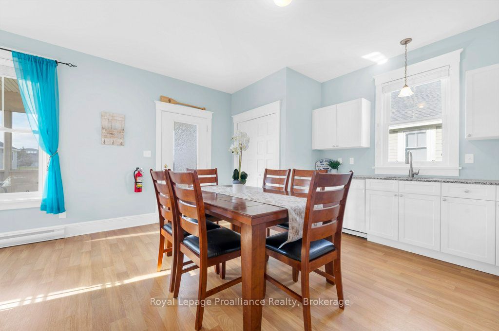 48 Meadow View Lane Property Photo 6