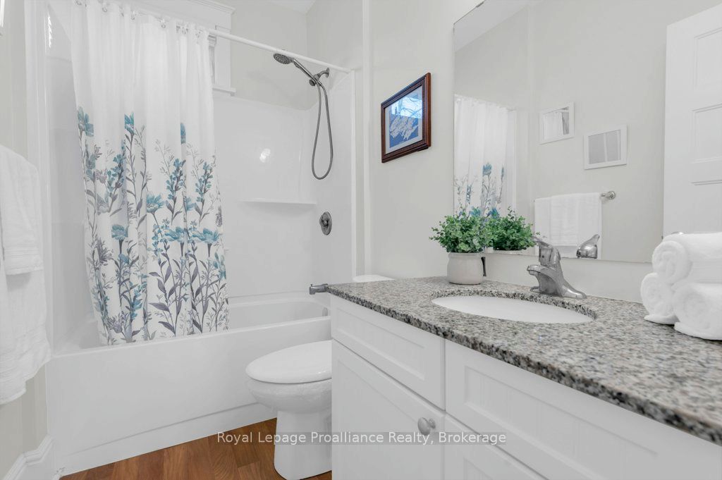 48 Meadow View Lane Property Photo 15