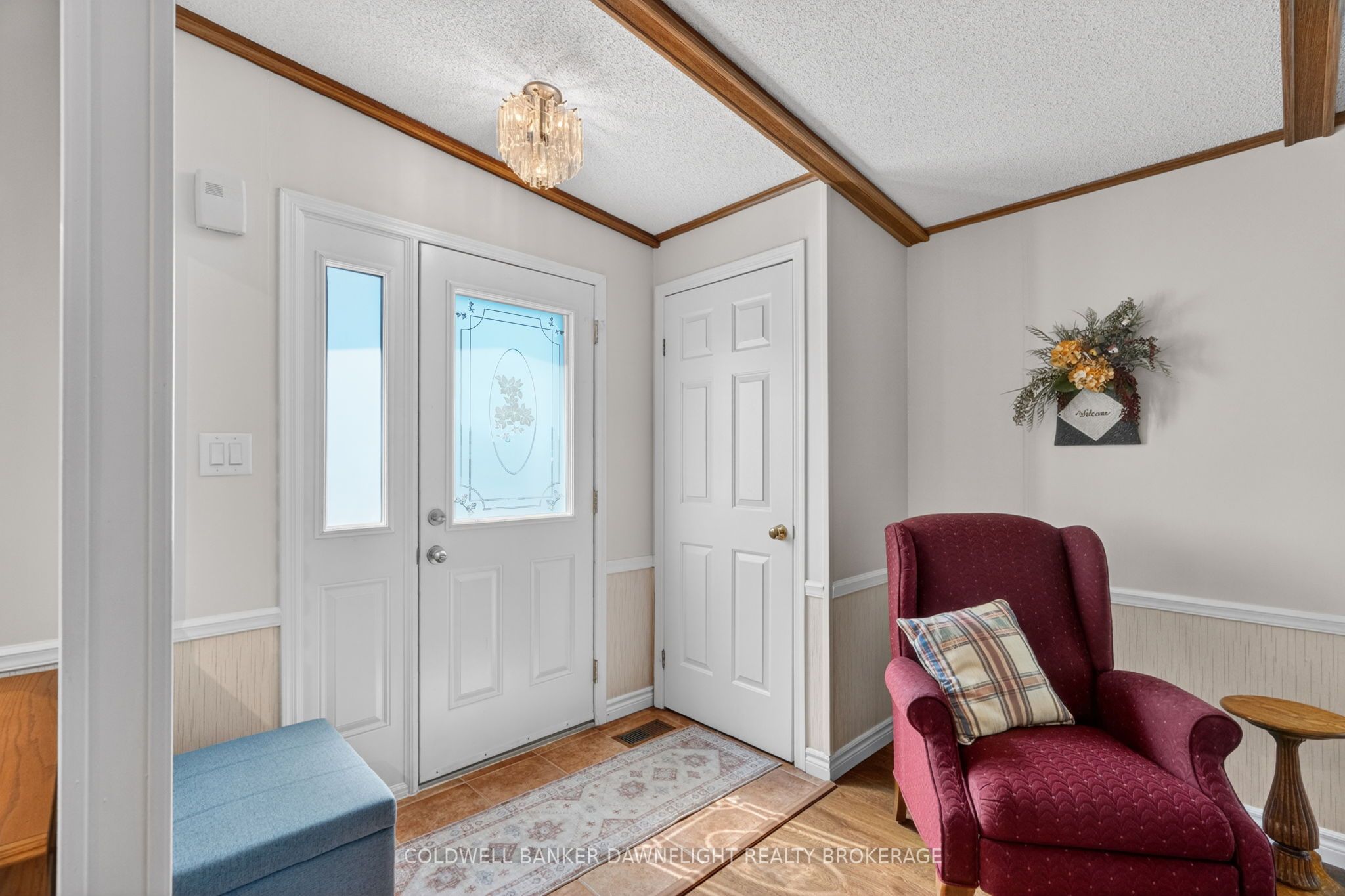 48 Redford Drive Property Photo 5
