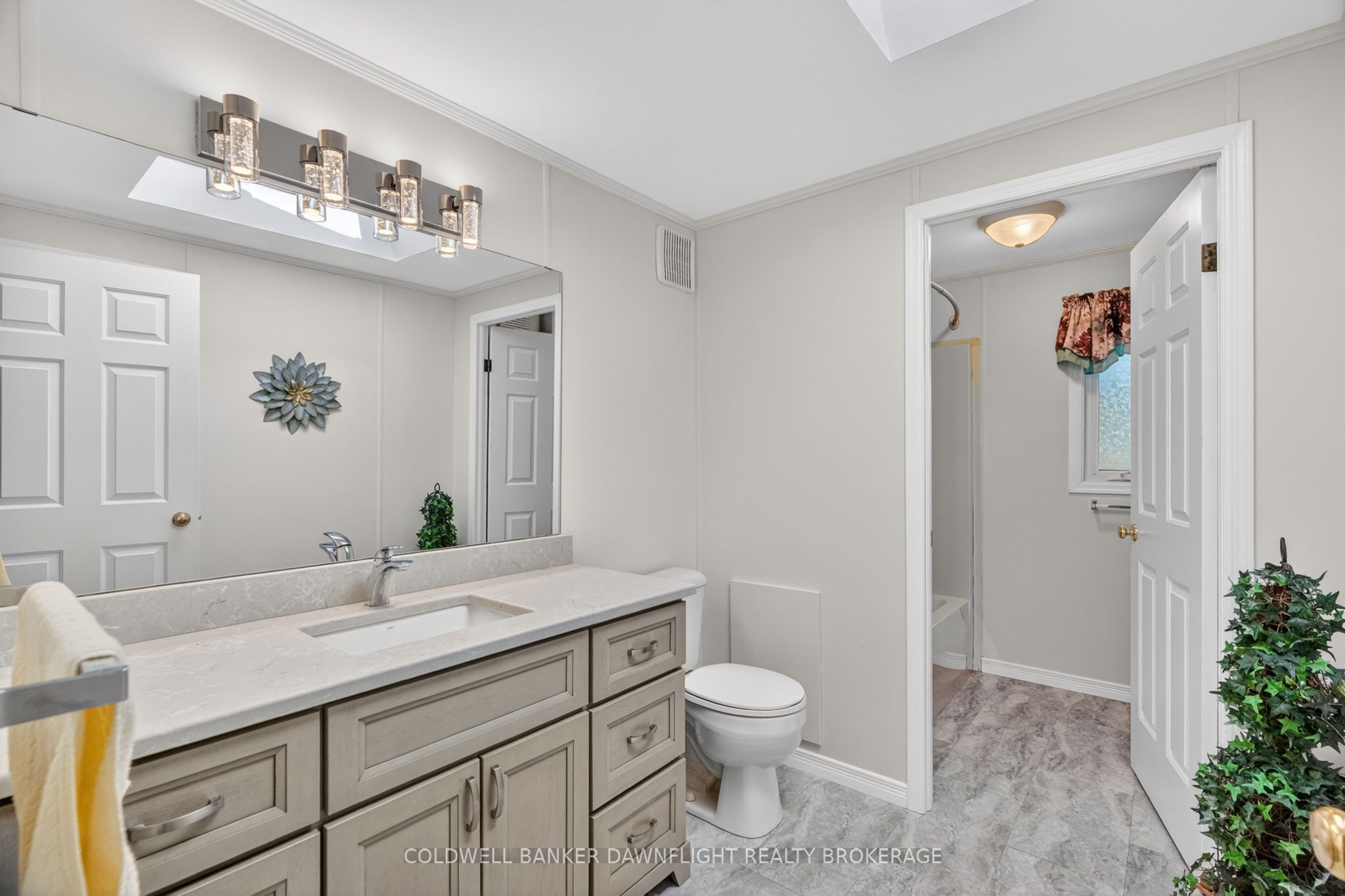 48 Redford Drive Property Photo 20