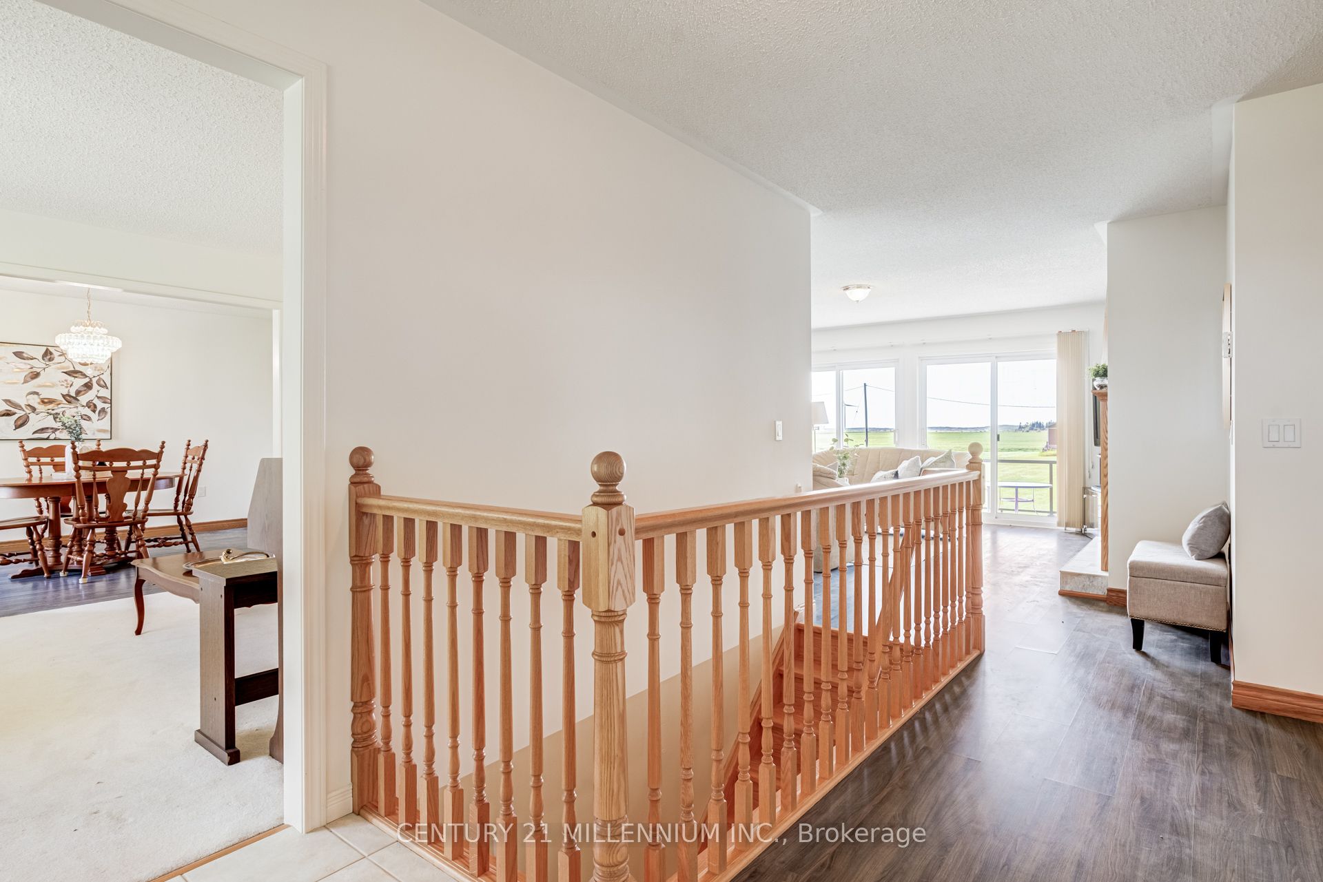 402047 County Rd 15 Property Photo 4