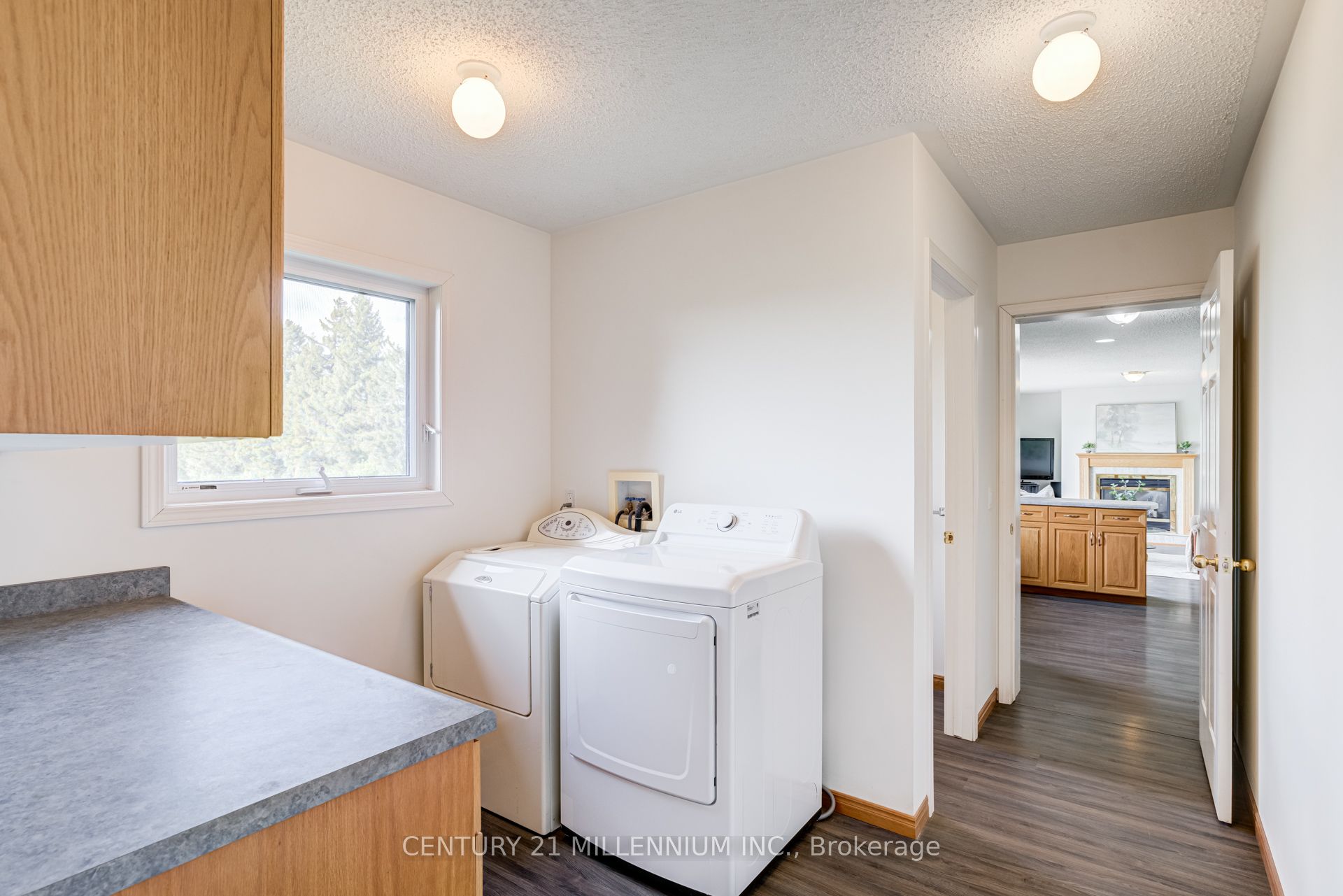 402047 County Rd 15 Property Photo 10