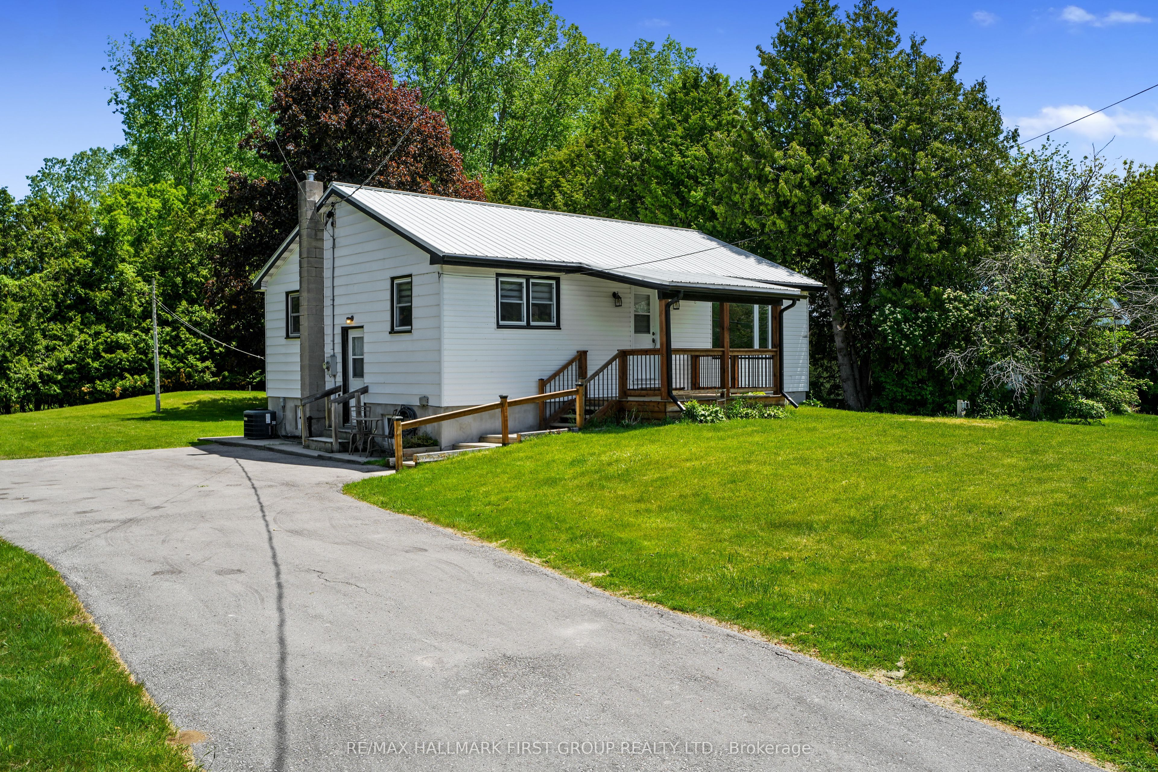 40 Whites Road Property Photo 1