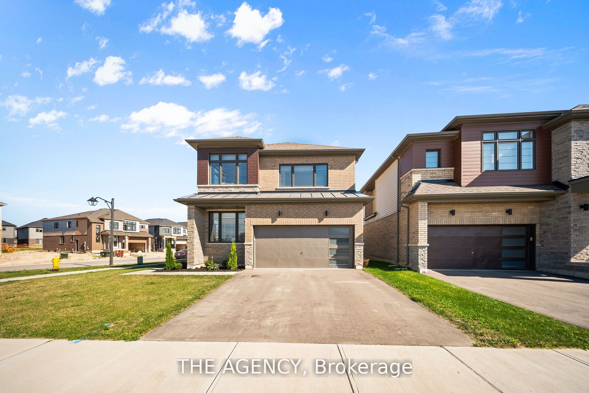 1 Bee Crescent Property Photo 1