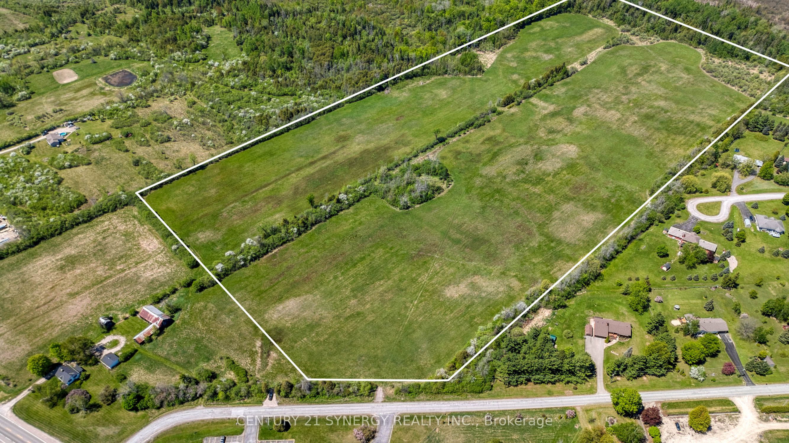 328 Wayside Drive Property Photo 2