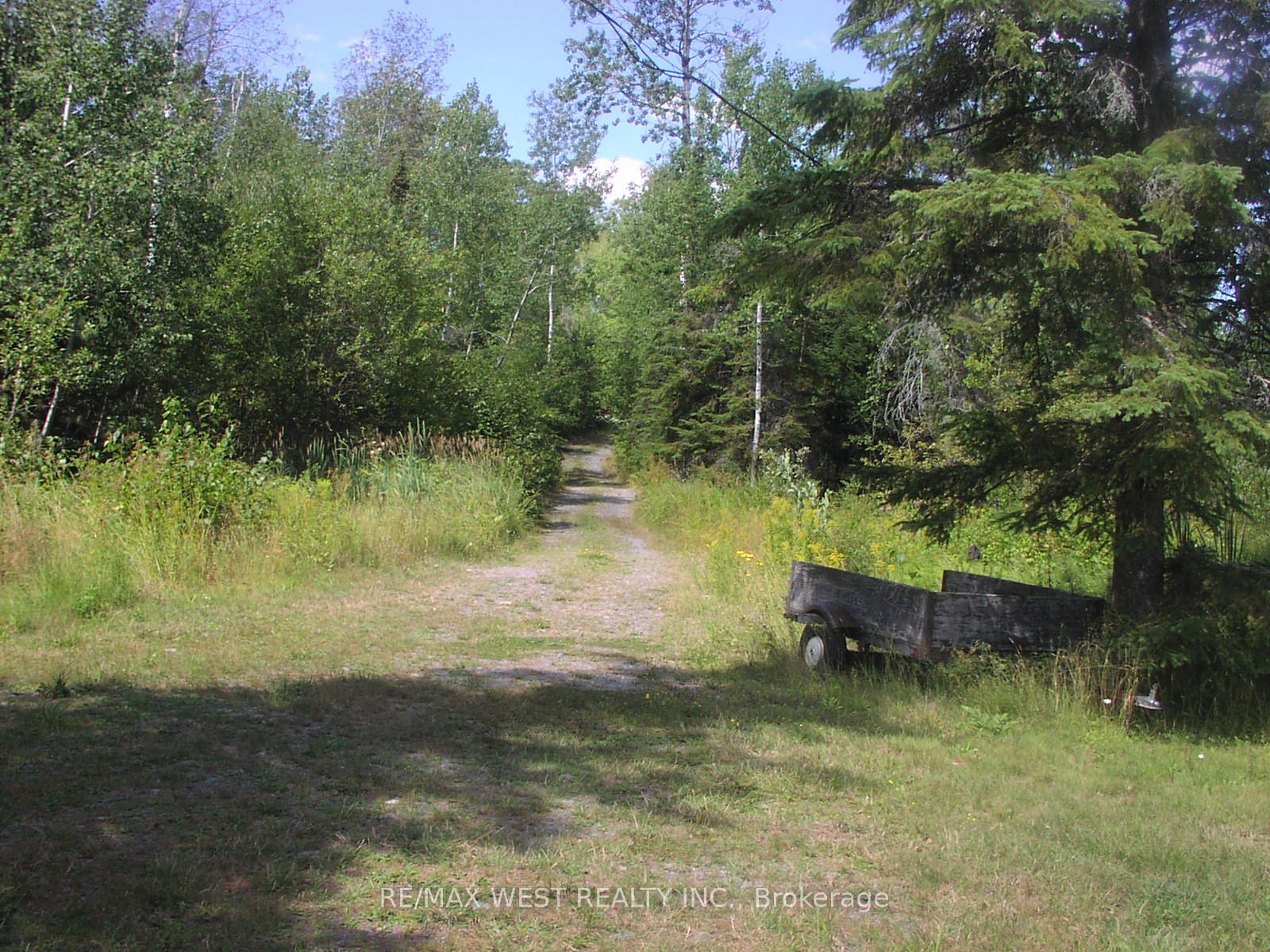 2 Curry Point Road Property Photo 3
