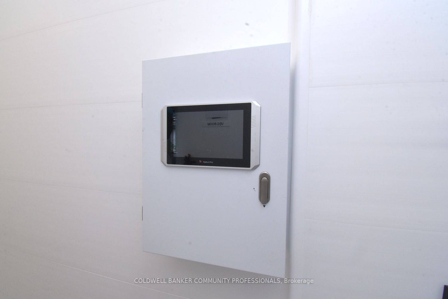 95 Hempstead Drive 6 Property Photo 10