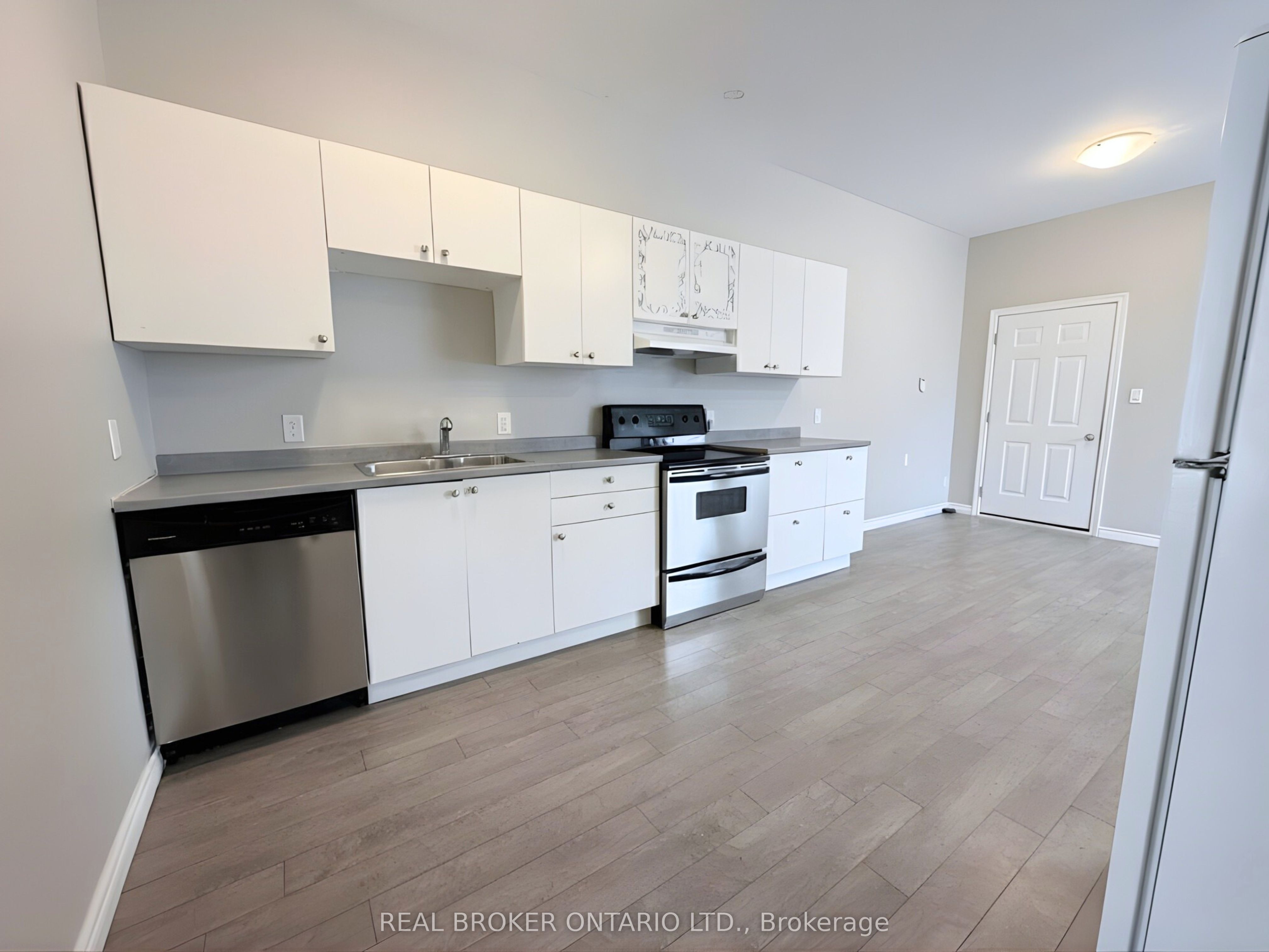 105 Cheever Street Property Photo 6