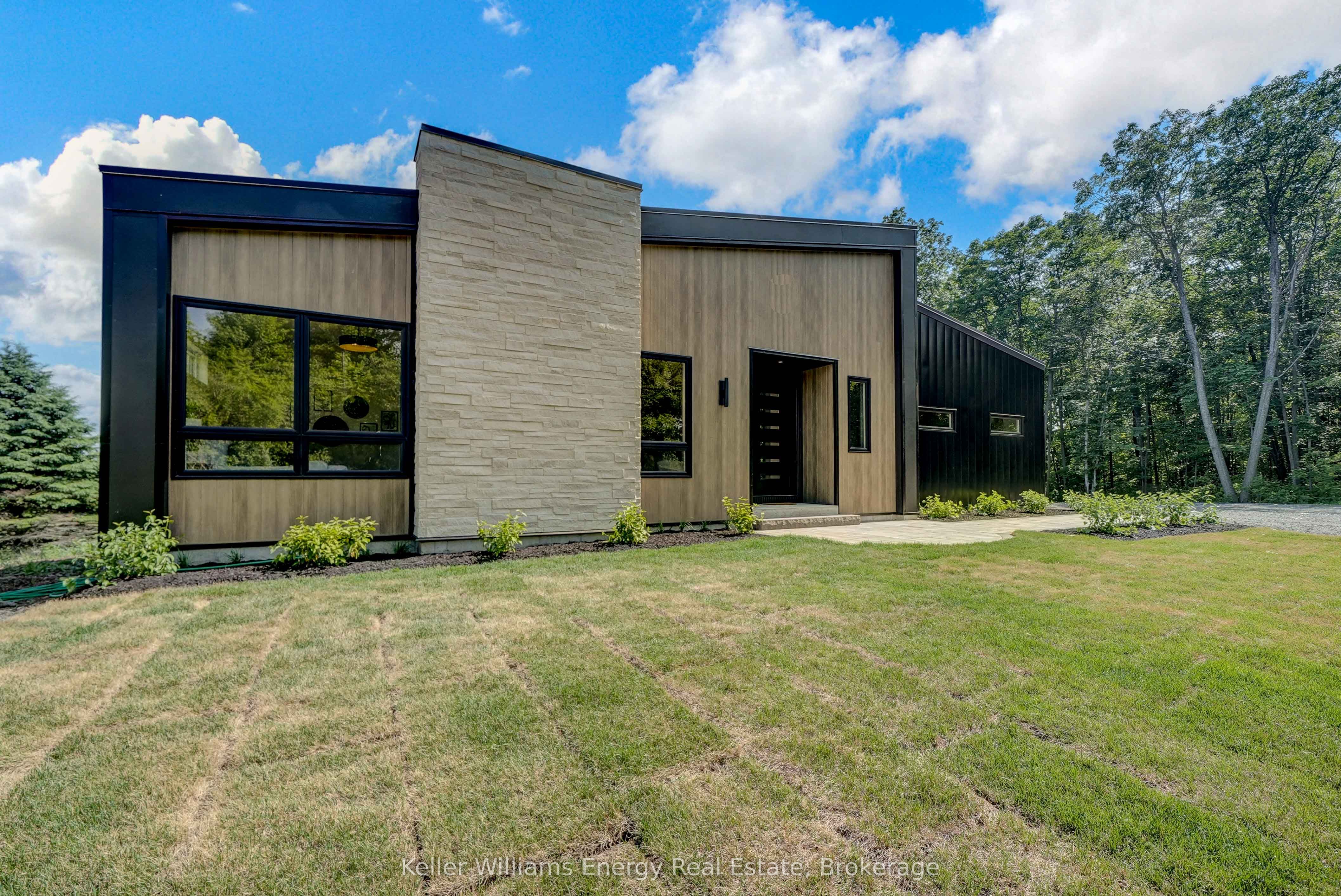 13 Partridge Hollow Road Property Photo 9