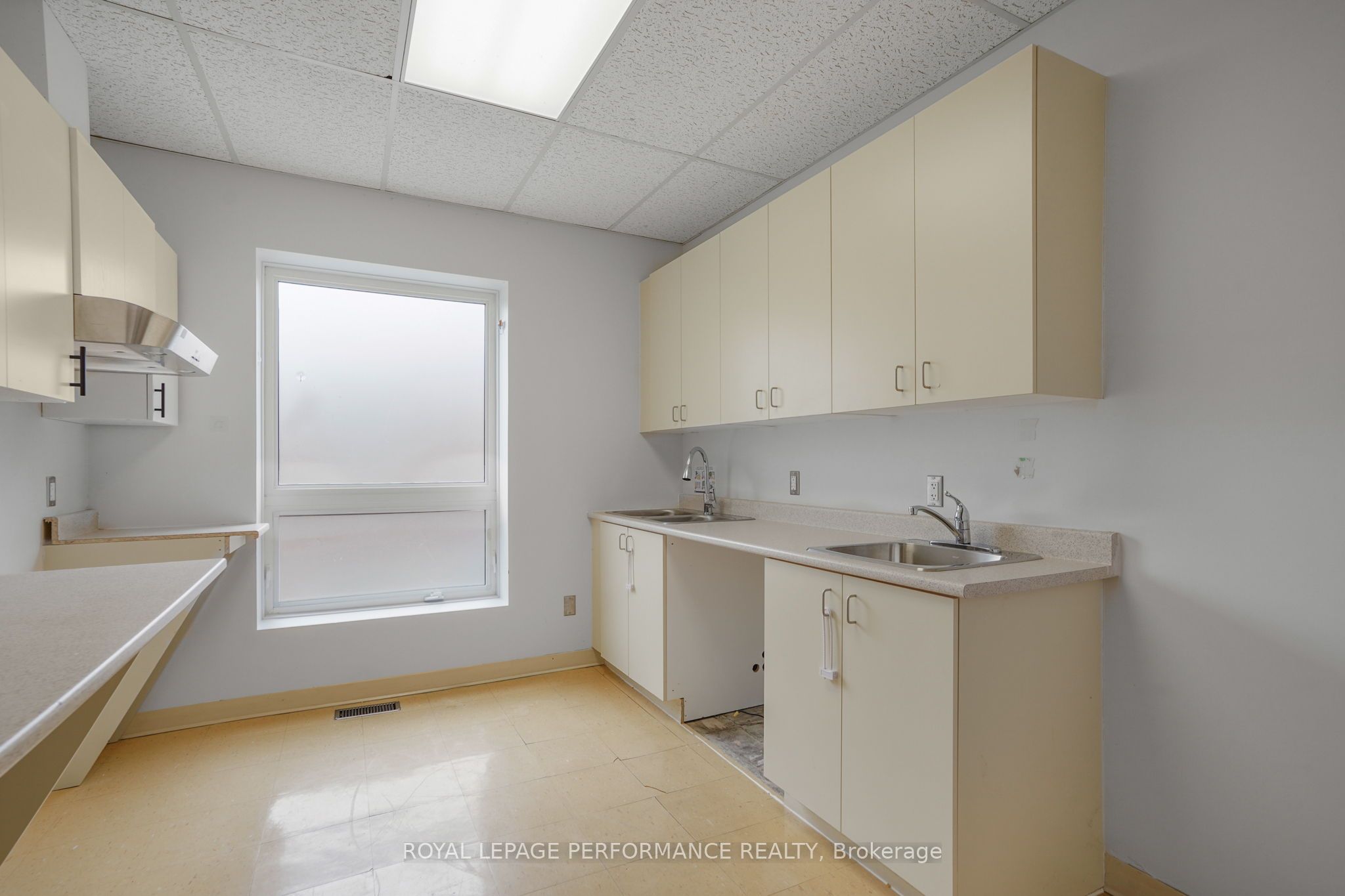 200 Du Comte Street Property Photo 17