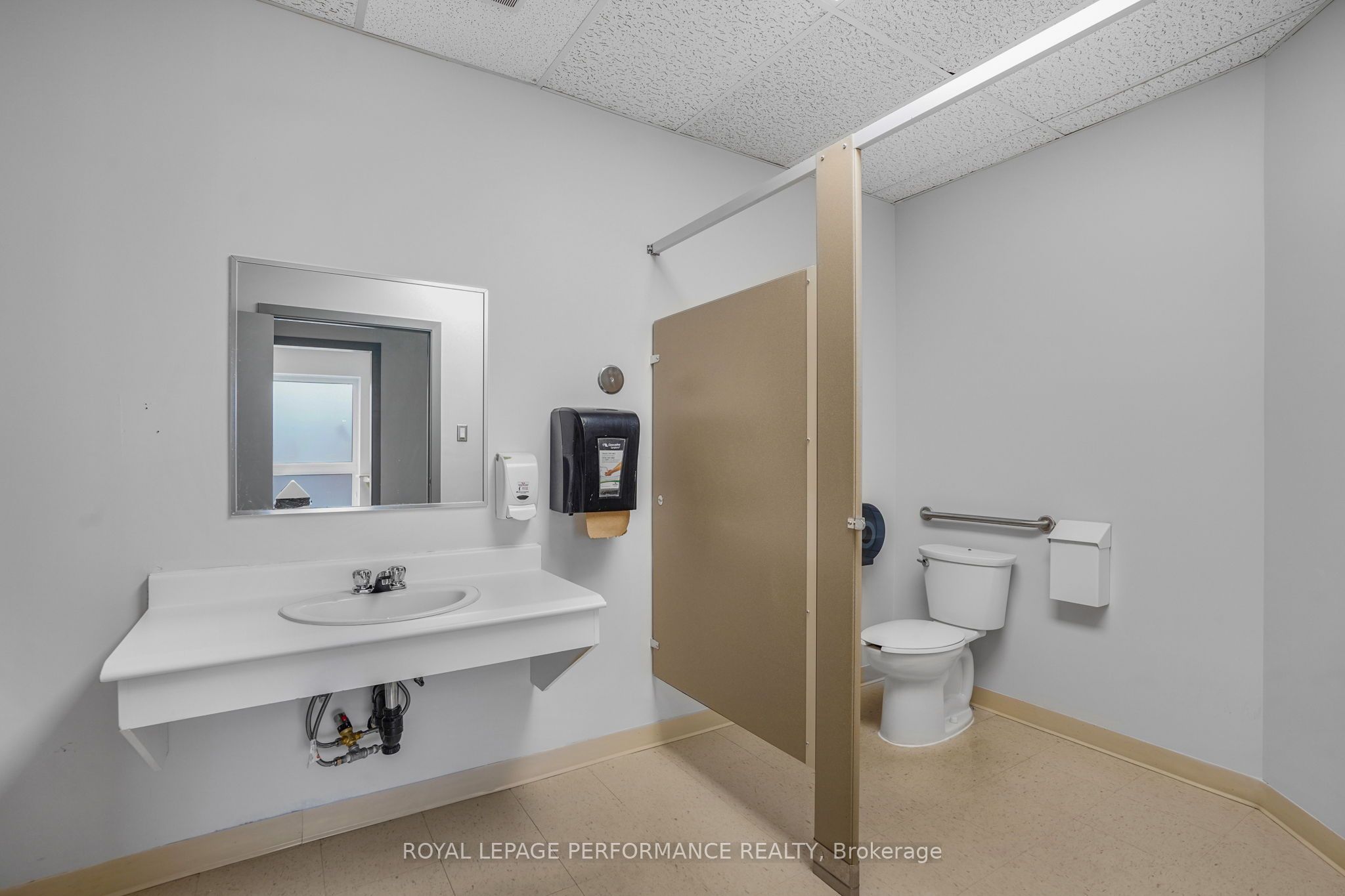 200 Du Comte Street Property Photo 19