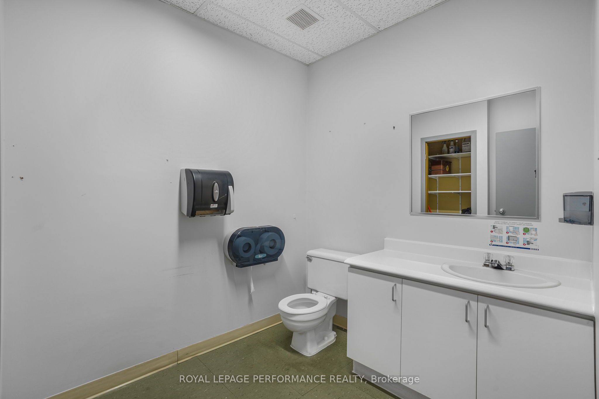 200 Du Comte Street Property Photo 24