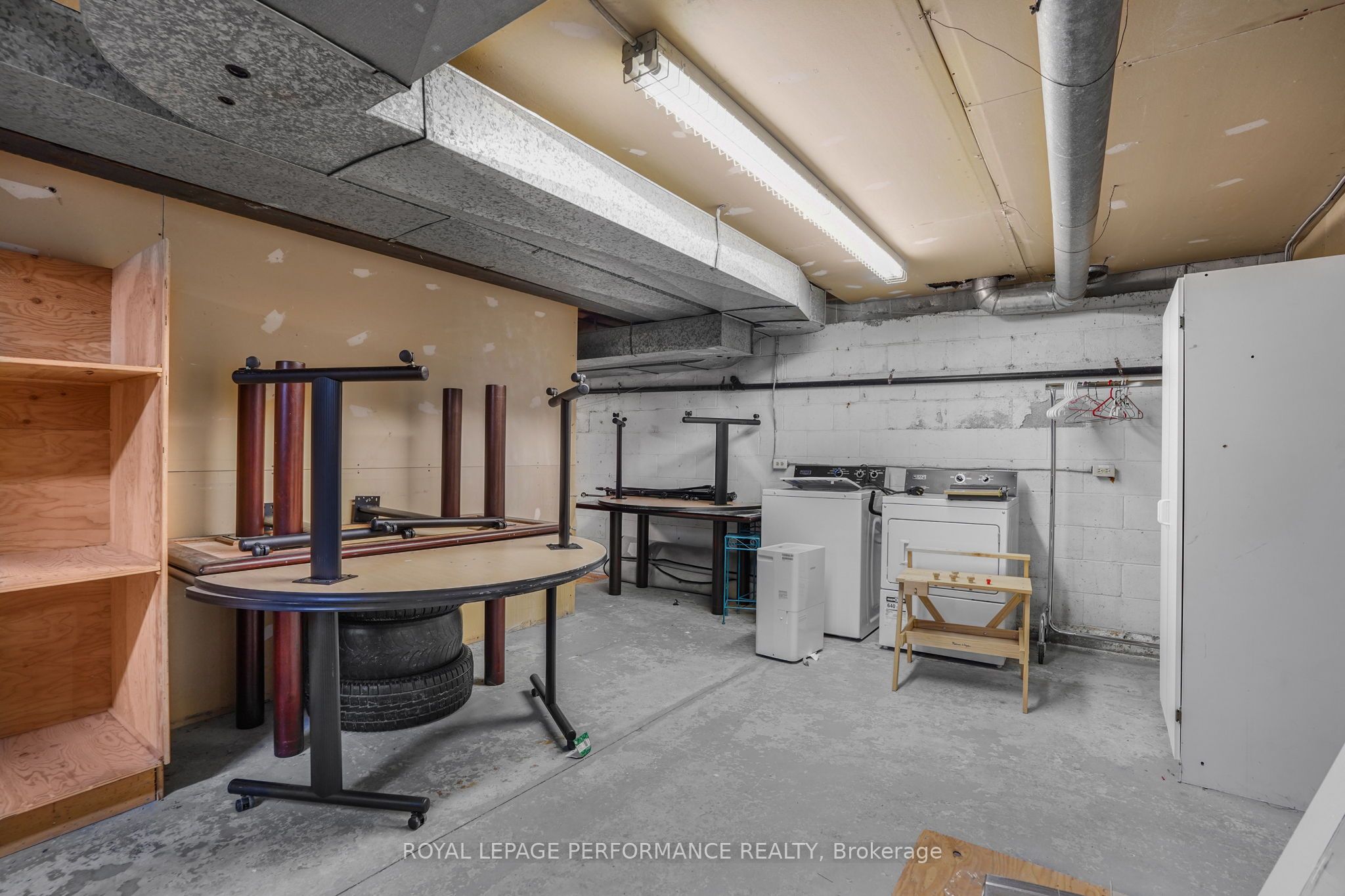 200 Du Comte Street Property Photo 28