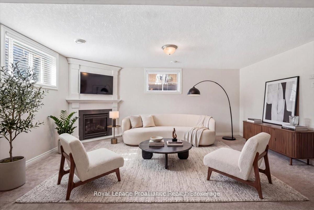 108 Parkview Heights Property Photo 28